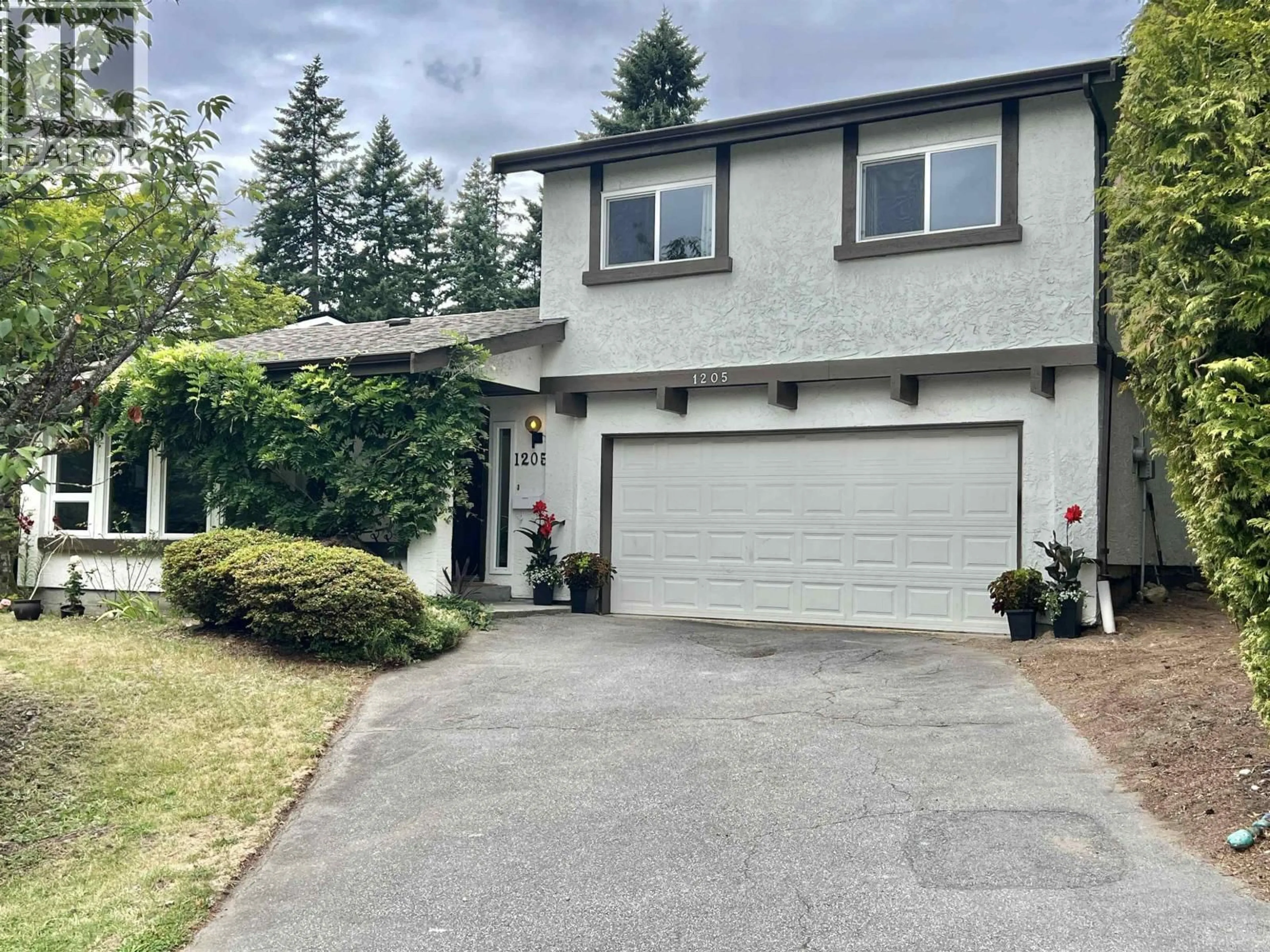 Home with vinyl exterior material, street for 1205 CYPRESS PLACE, Port Moody British Columbia V3H3Y7