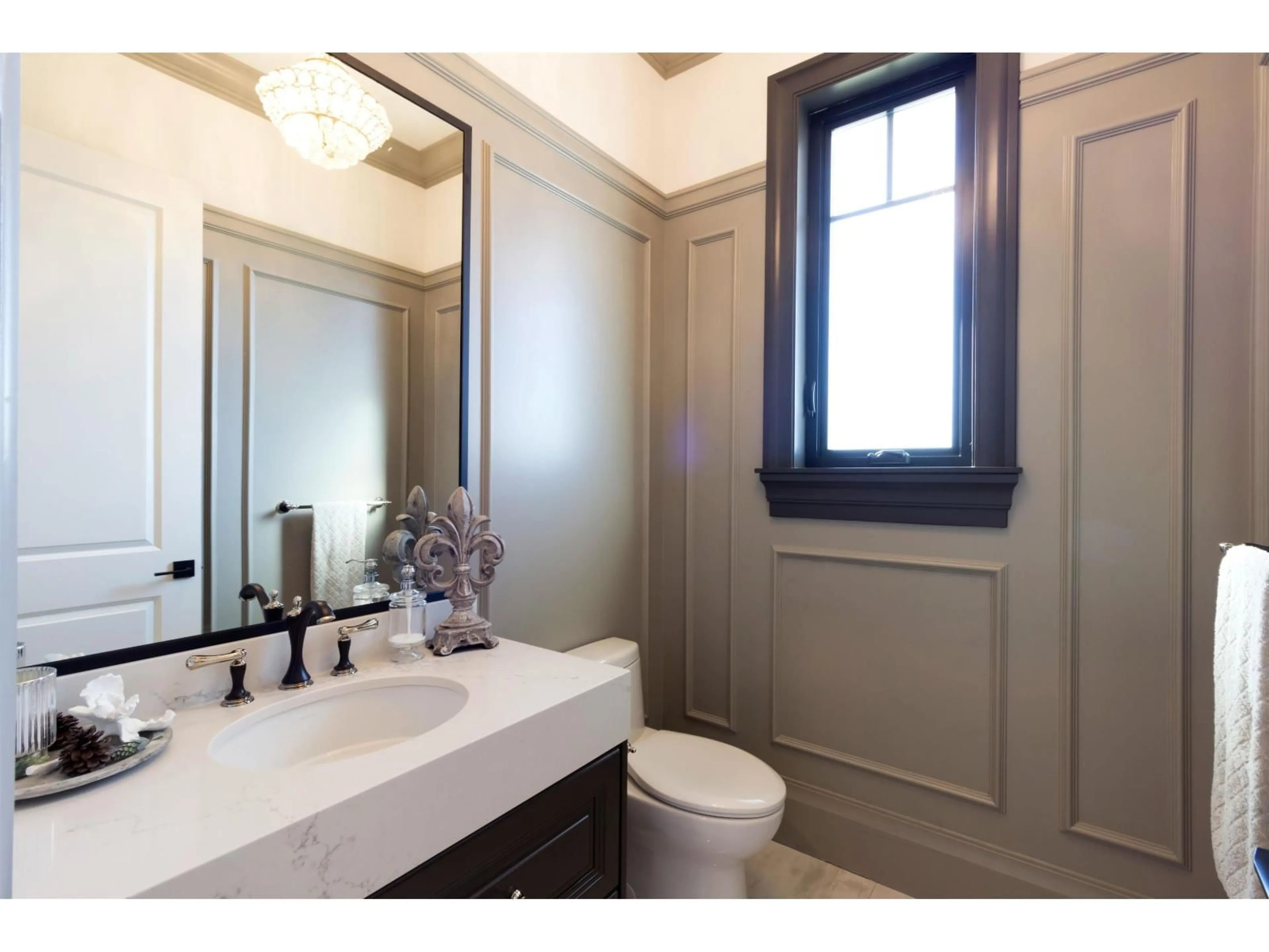 Standard bathroom, ceramic/tile floor for 2886 165B STREET, Surrey British Columbia V3Z0X9