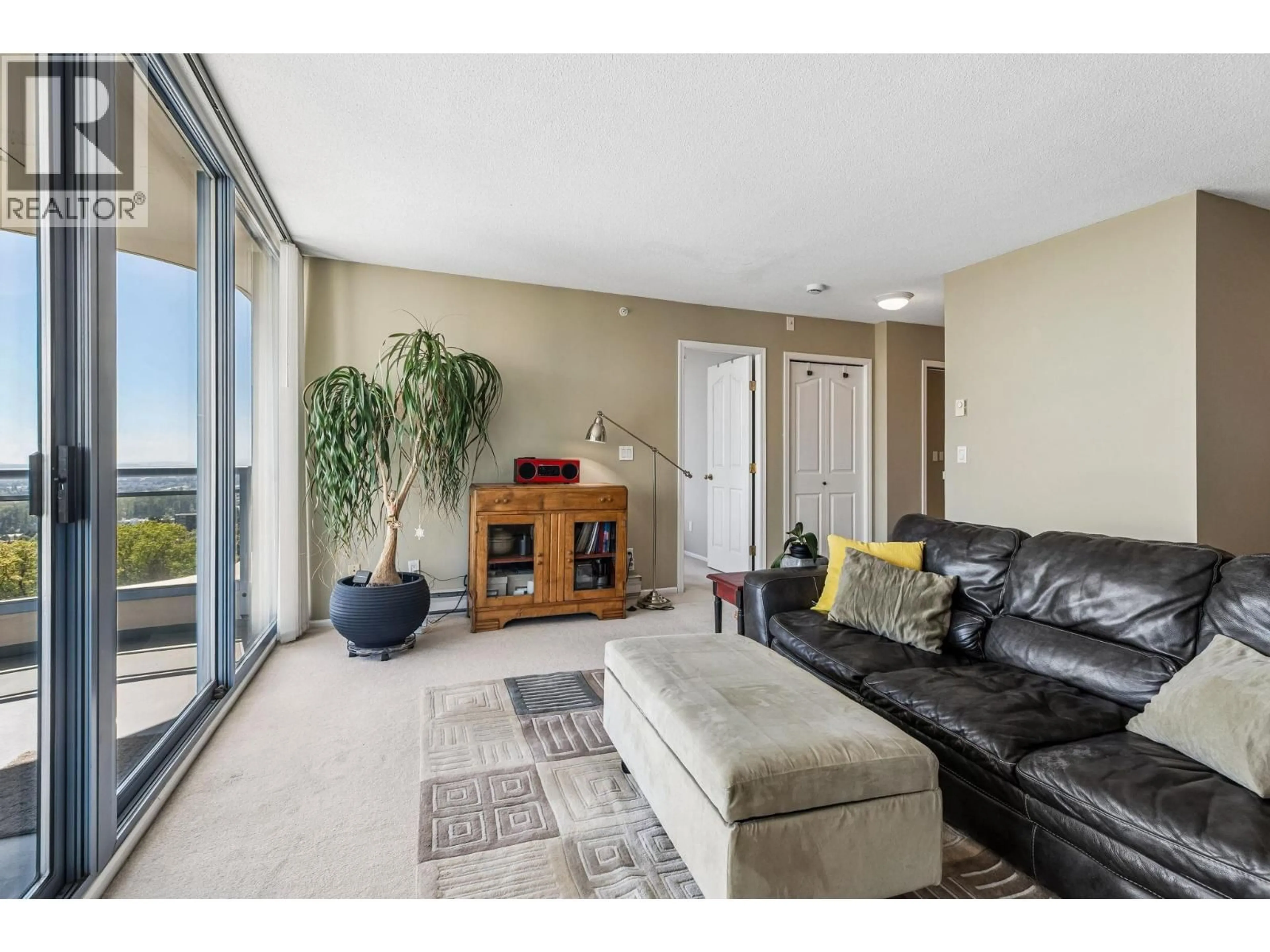 Living room with furniture, unknown for 1604 - 739 PRINCESS STREET, New Westminster British Columbia V3M6V6