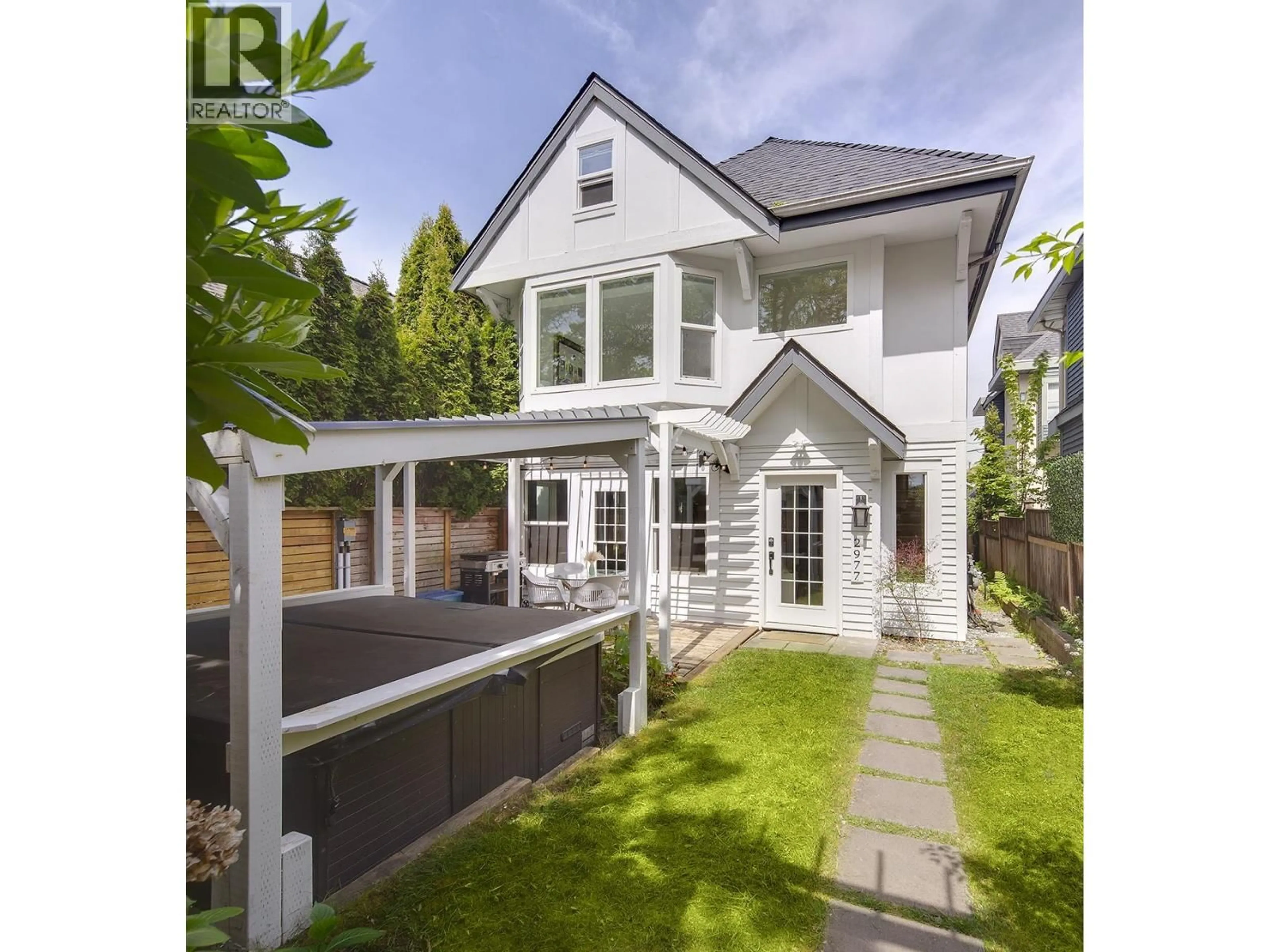 Unknown for 2977 6TH AVENUE, Vancouver British Columbia V6K1X4
