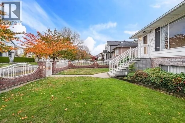 3136 53RD AVENUE, Vancouver 3