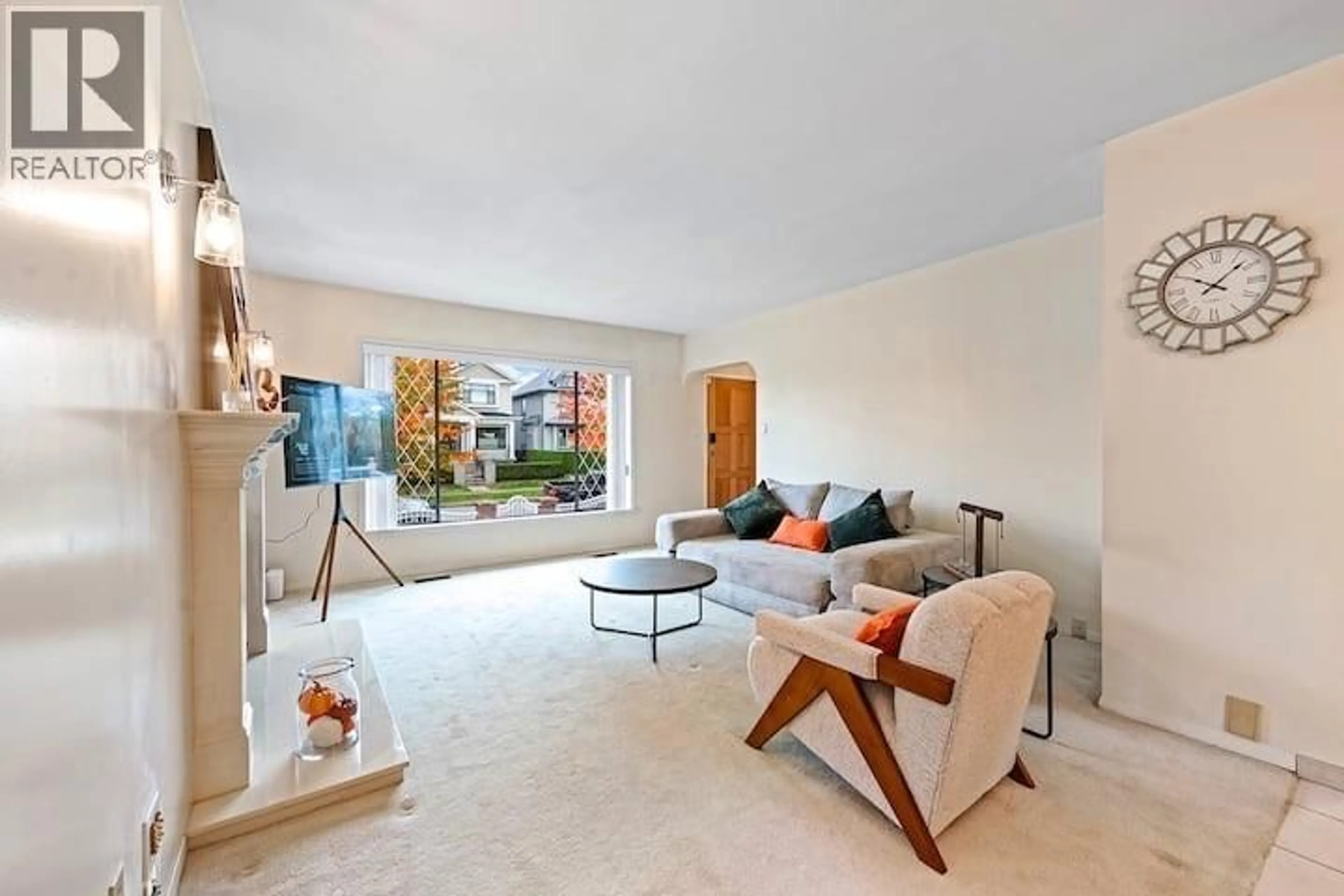 Living room with furniture, unknown for 3136 53RD AVENUE, Vancouver British Columbia V5S1W5