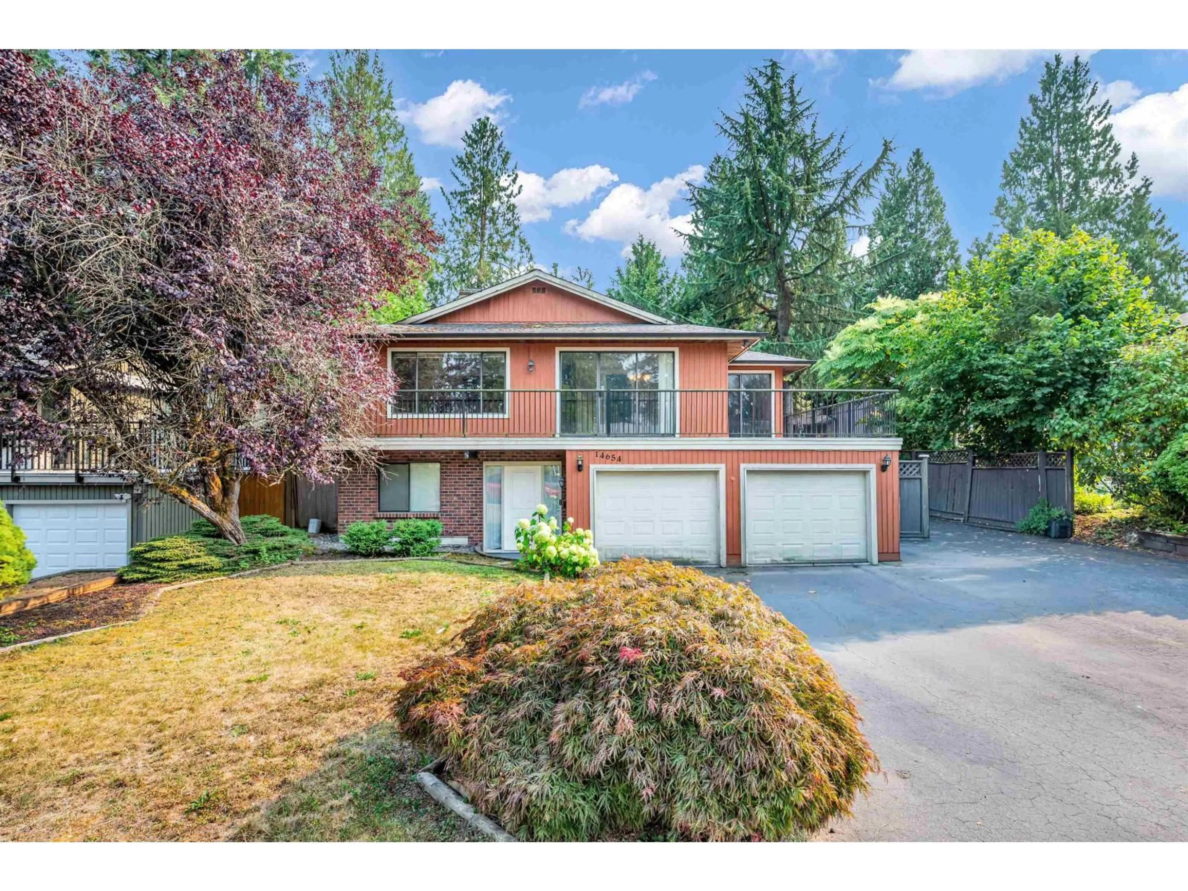 Unknown for 14654 102 AVENUE, Surrey British Columbia V3R7E5