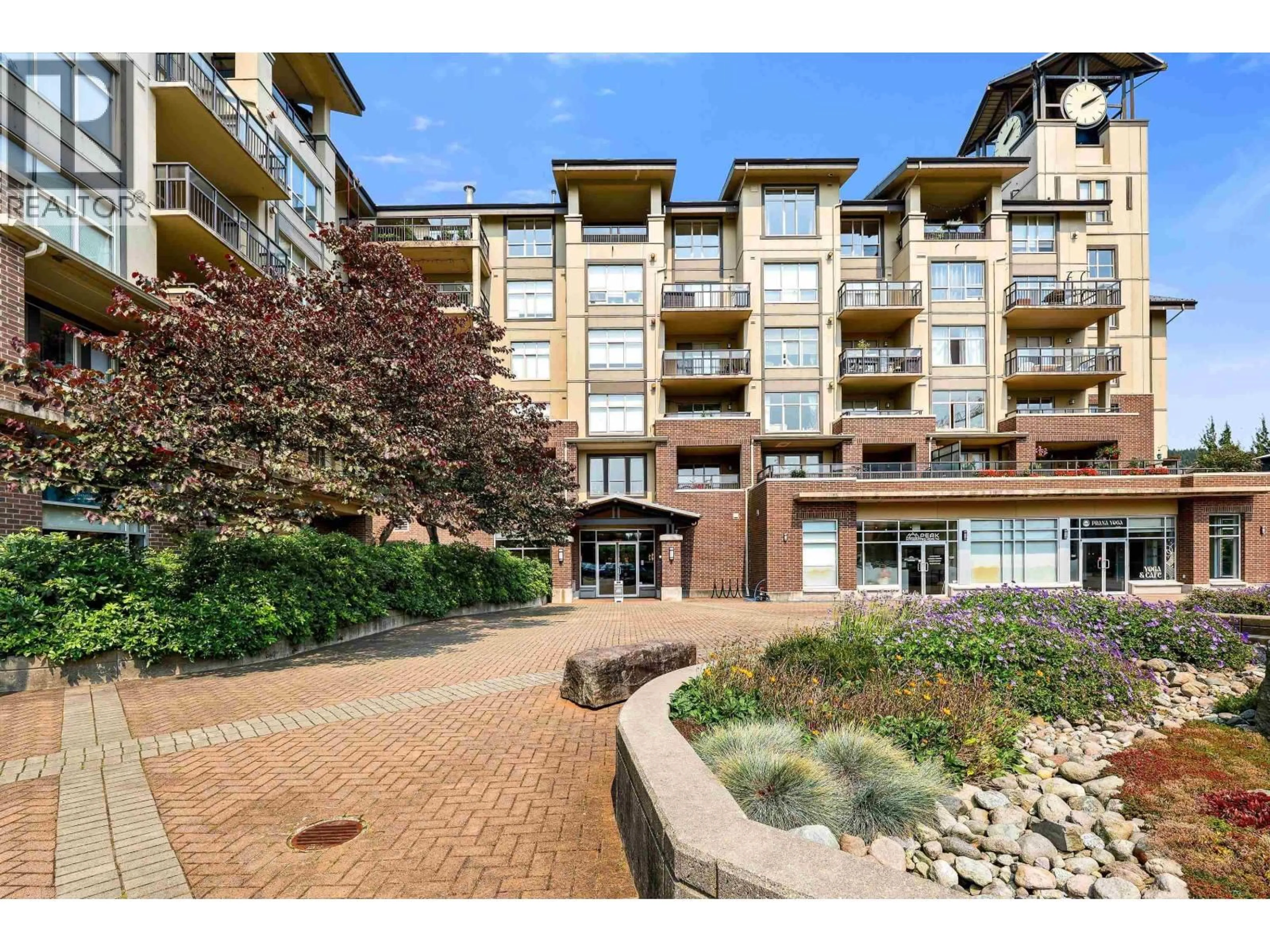 Patio, unknown for 305 - 1211 VILLAGE GREEN WAY, Squamish British Columbia V8B0R7