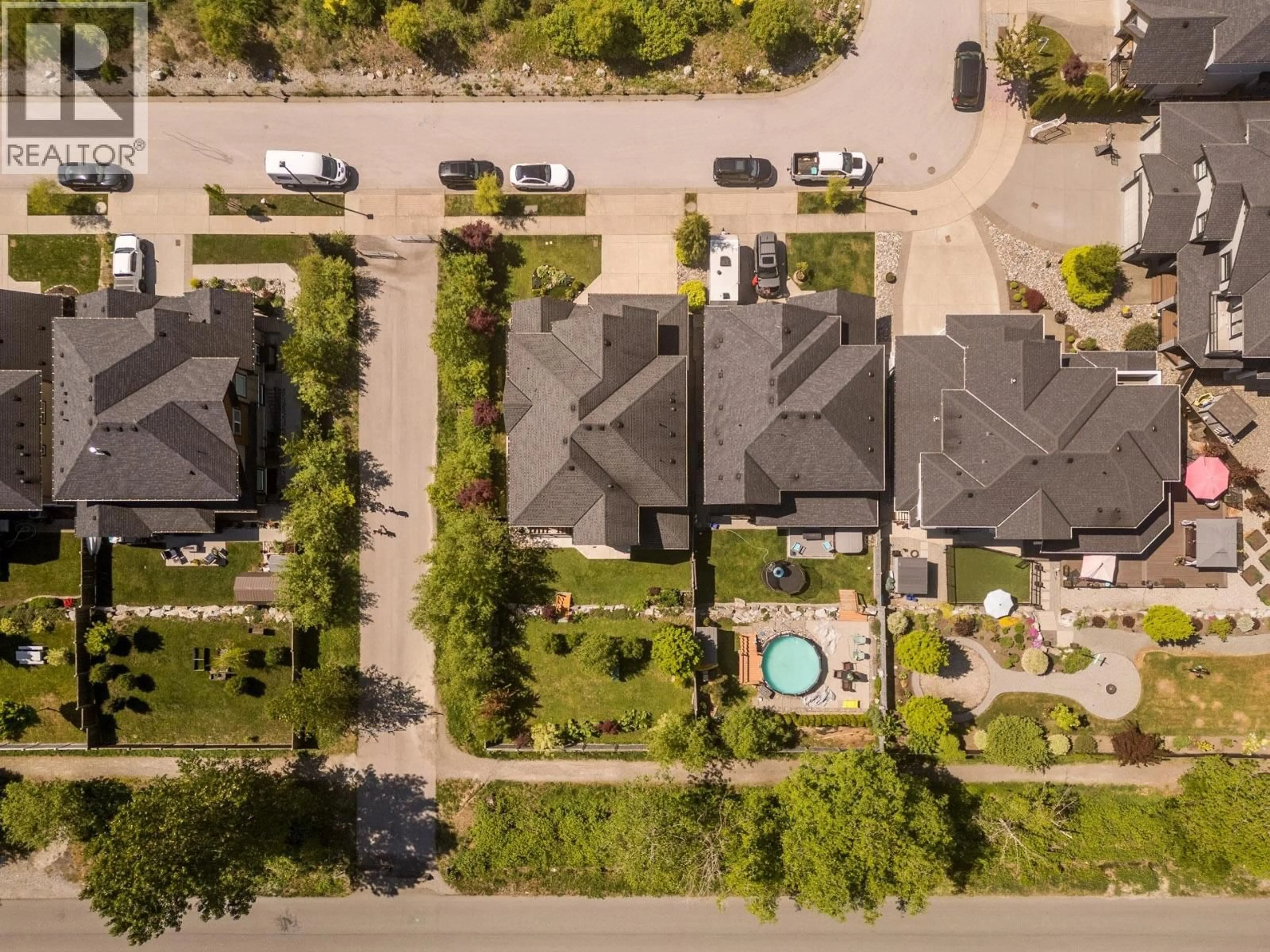 A pic from outside/outdoor area/front of a property/back of a property/a pic from drone, street for 10166 247B STREET, Maple Ridge British Columbia V2W0H1