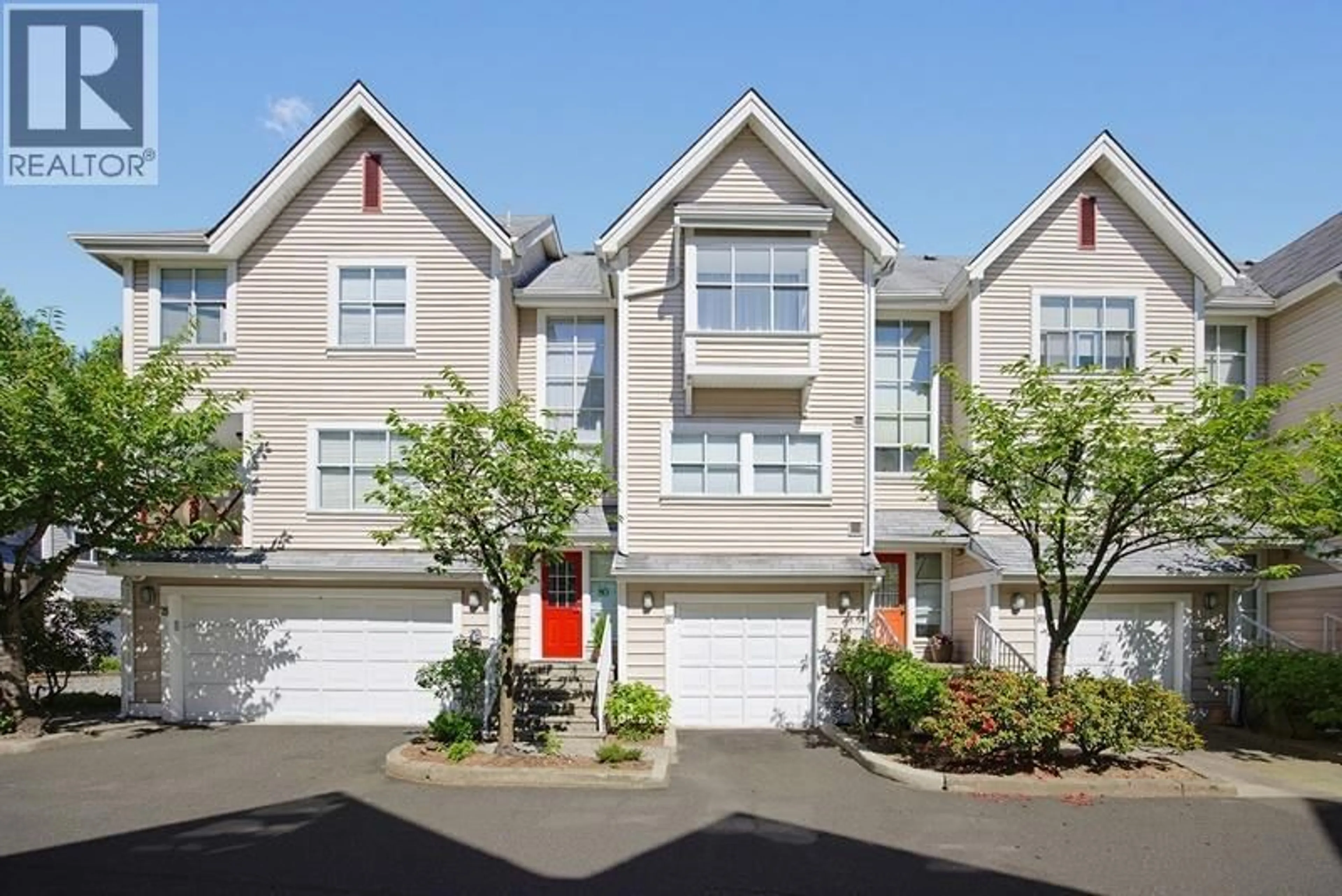 Home with vinyl exterior material, street for 80 - 2450 HAWTHORNE AVENUE, Port Coquitlam British Columbia V3C6B3