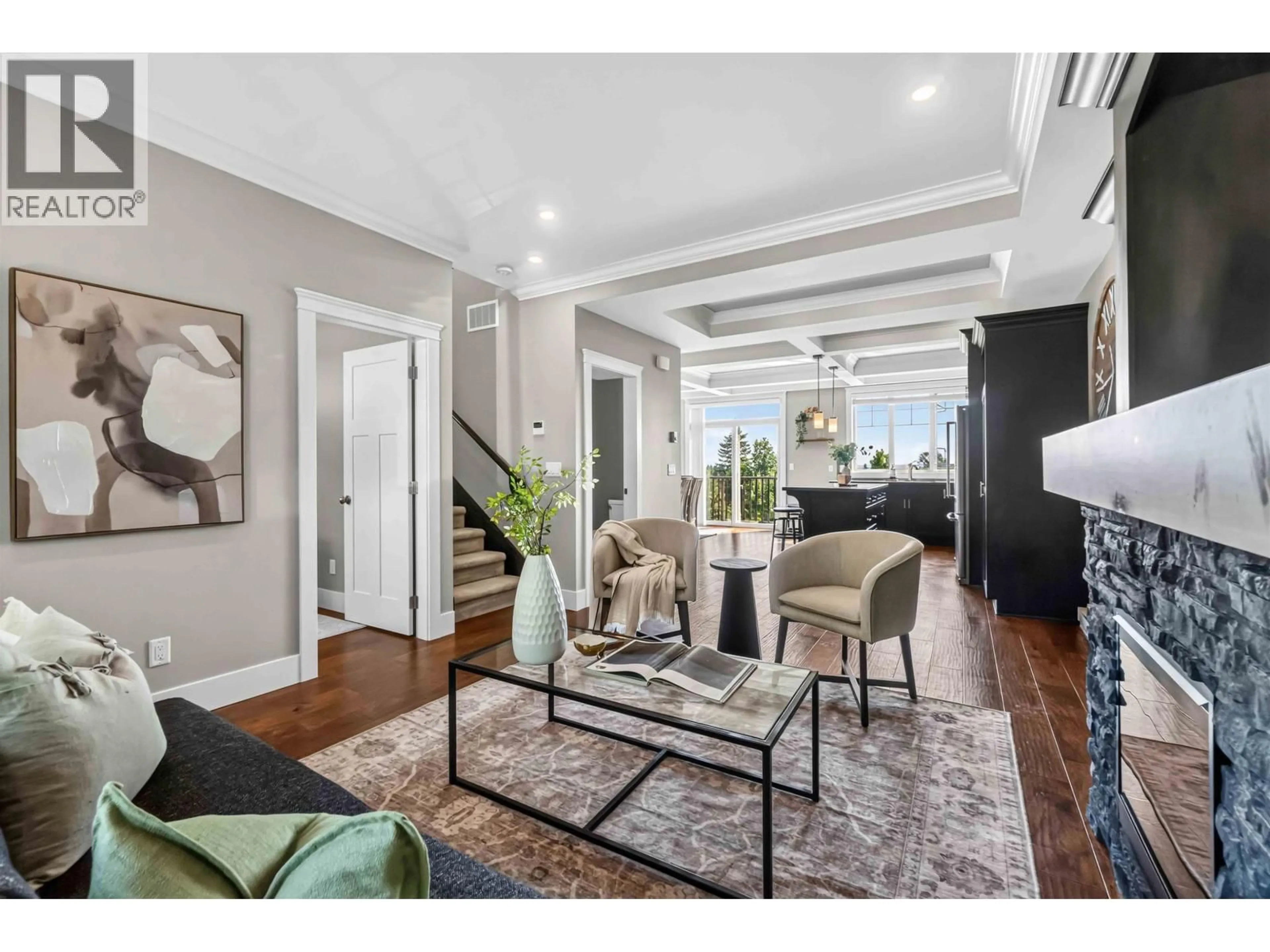 Living room with furniture, unknown for 108 - 3416 ROXTON AVENUE, Coquitlam British Columbia V3B0G7