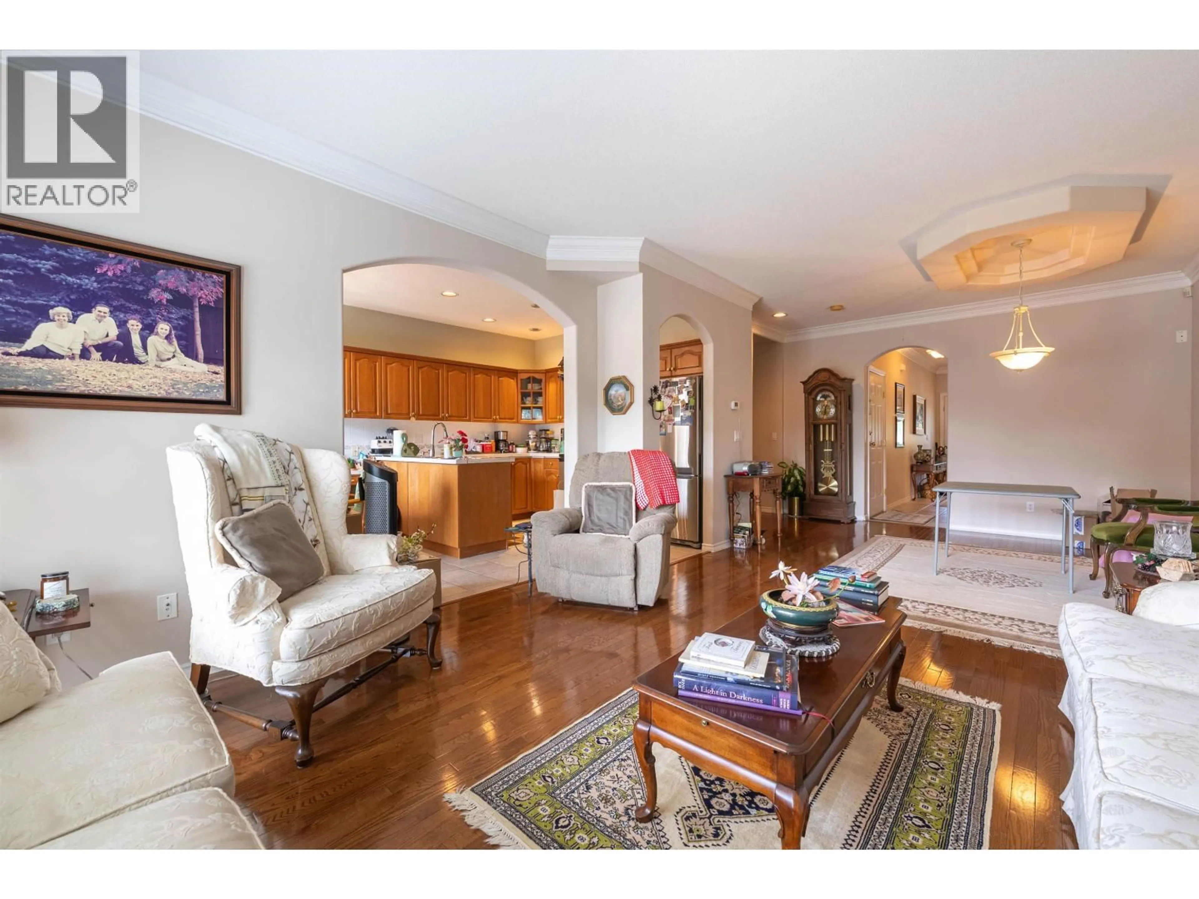 Living room with furniture, unknown for 4 - 11358 COTTONWOOD DRIVE DRIVE, Maple Ridge British Columbia V2X5V5
