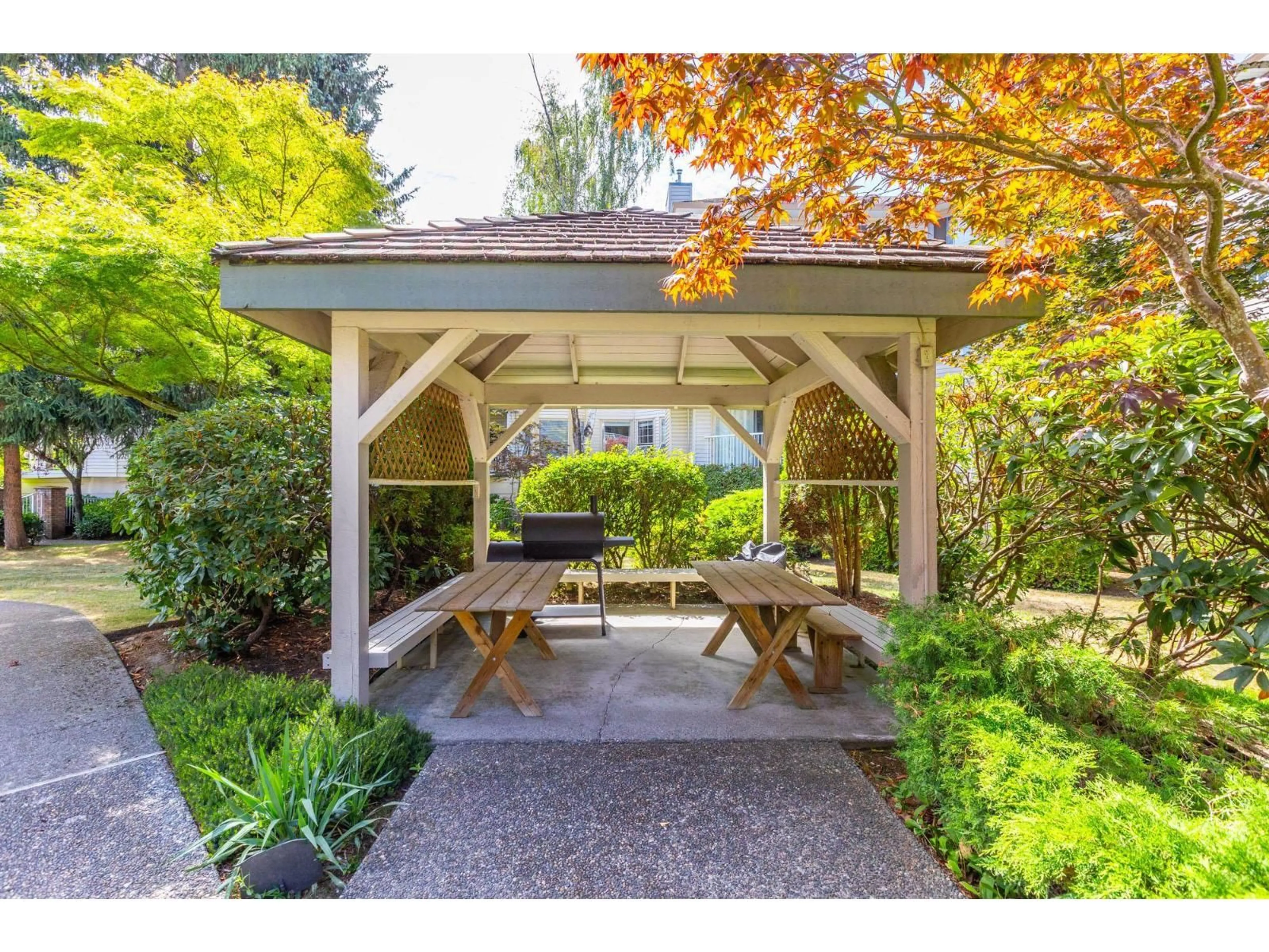 Patio, street for 205 - 5363 206 STREET, Langley British Columbia V3A2C5