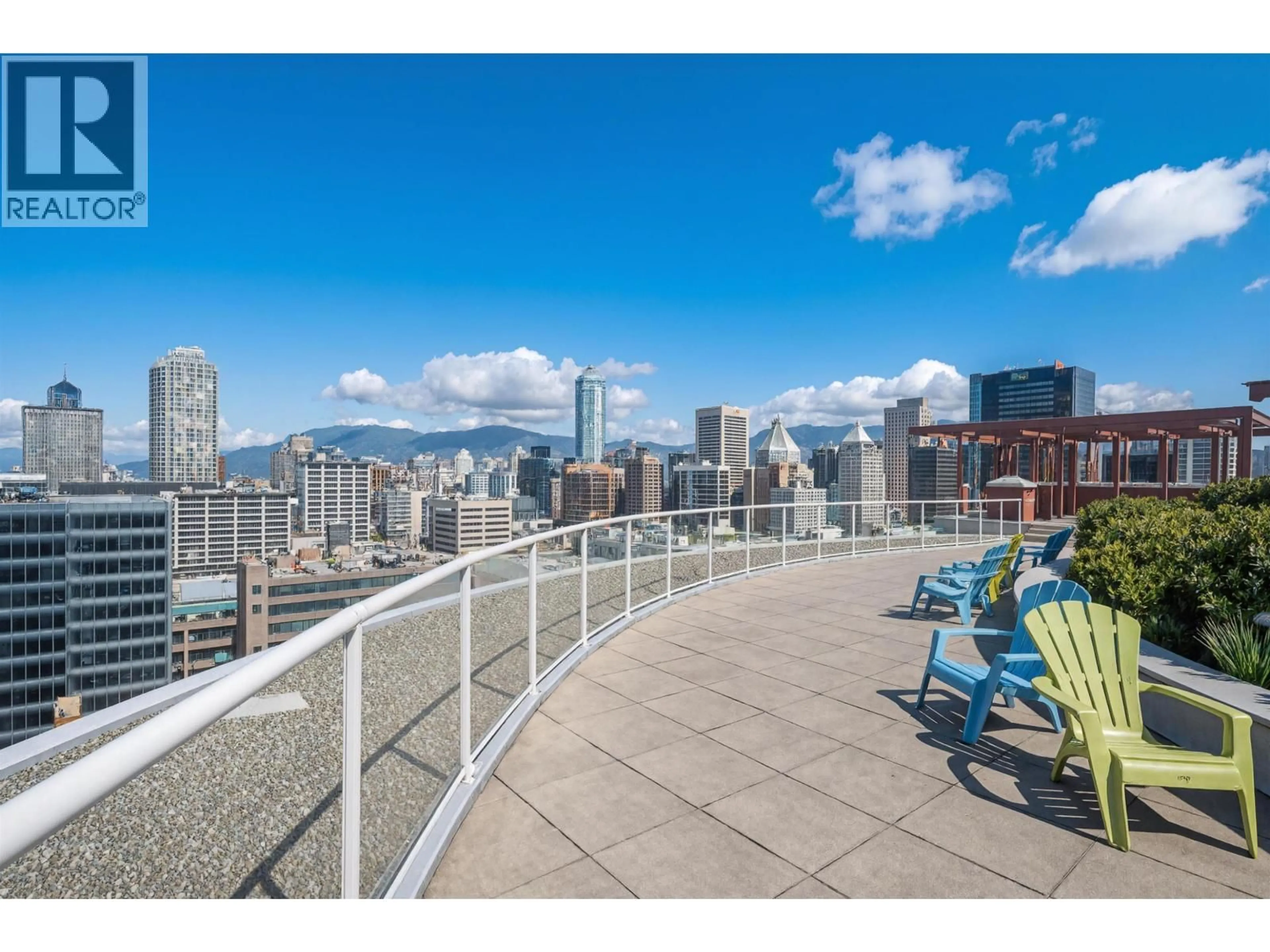 Patio, city buildings view from balcony for 1006 - 933 SEYMOUR STREET, Vancouver British Columbia V6B6L6
