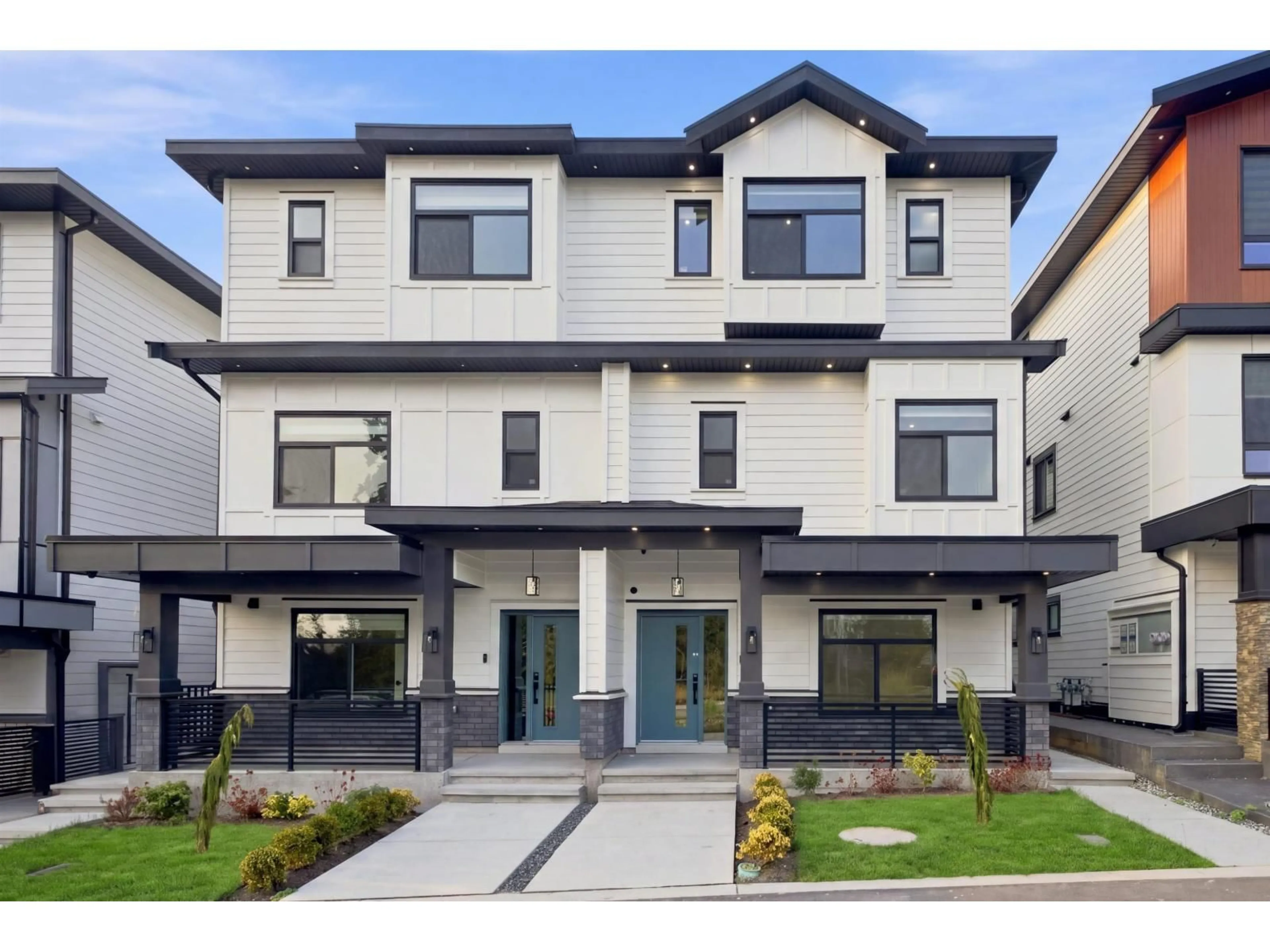 Home with brick exterior material, street for 16513 20 AVENUE, Surrey British Columbia V3Z1J1
