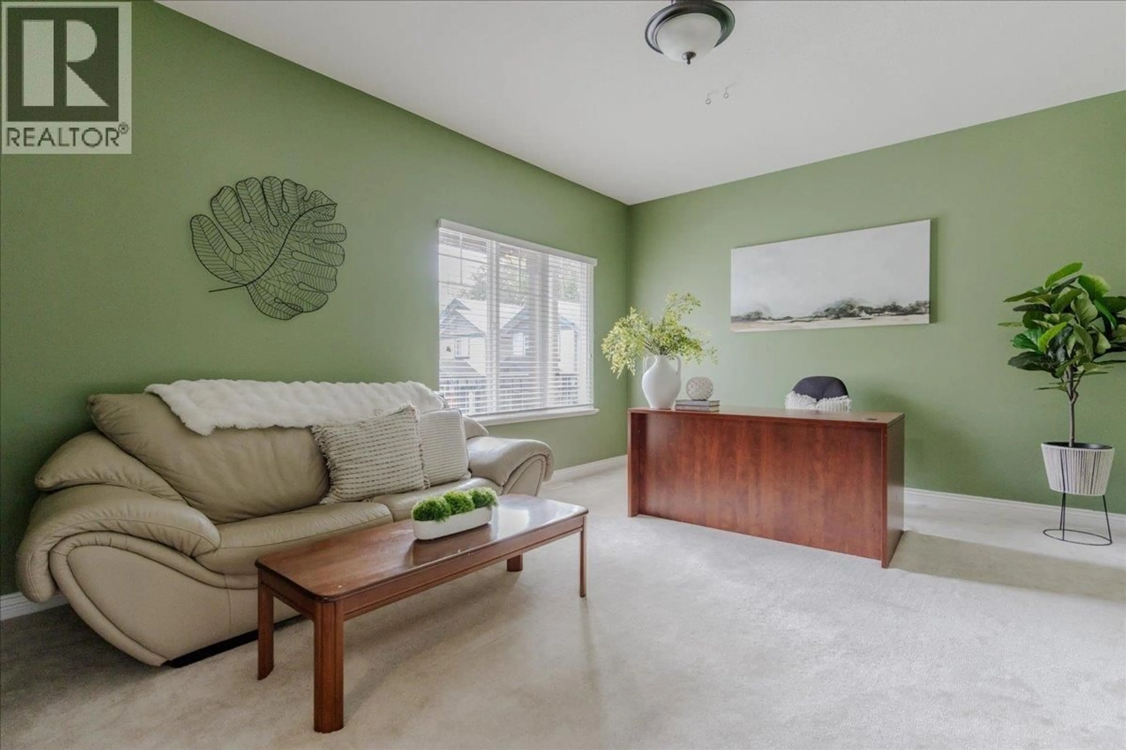 Living room with furniture, unknown for 127 - 23925 116 AVENUE, Maple Ridge British Columbia V2W0C3
