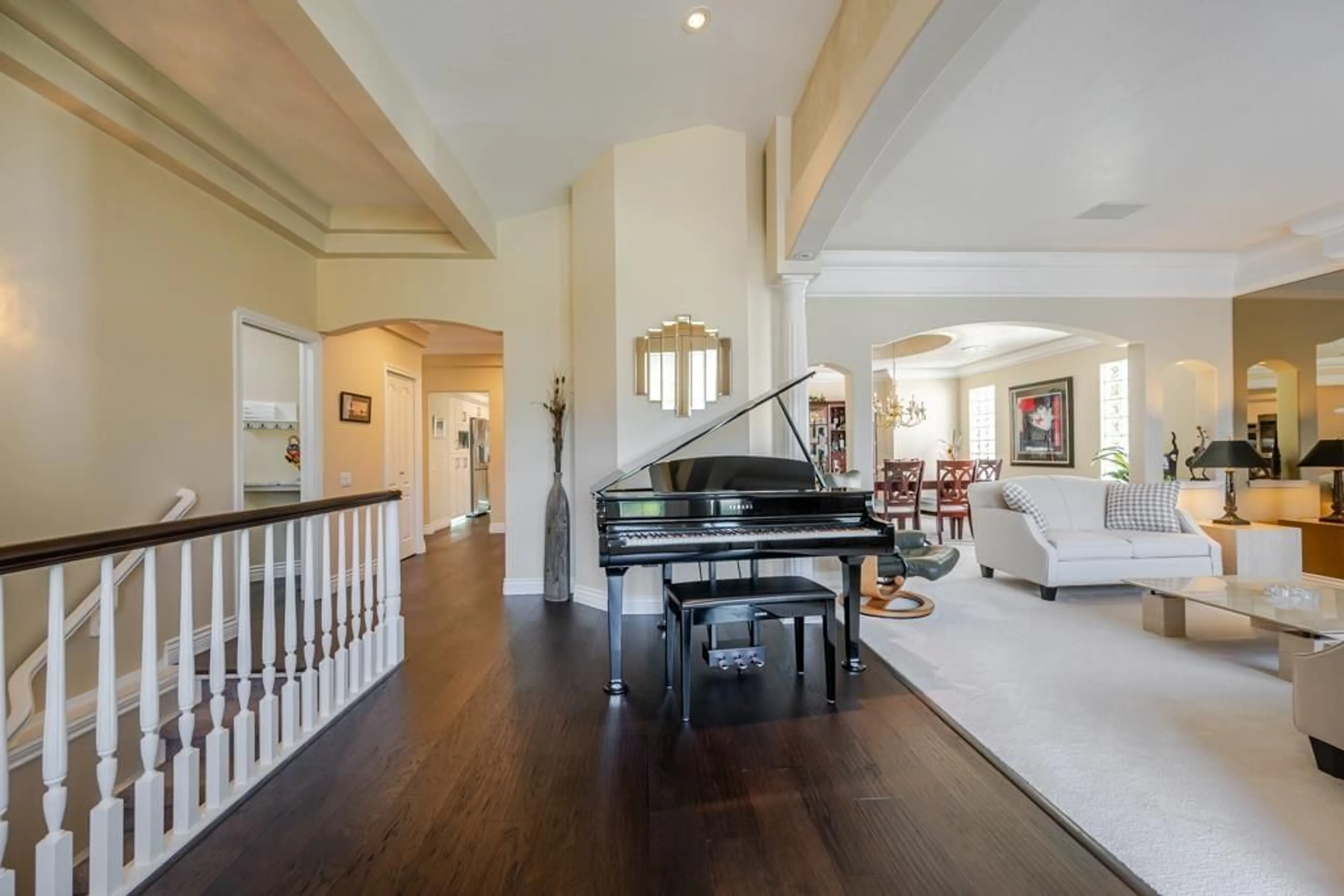 Indoor foyer for 4225 GOODCHILD STREET, Abbotsford British Columbia V3G1L5