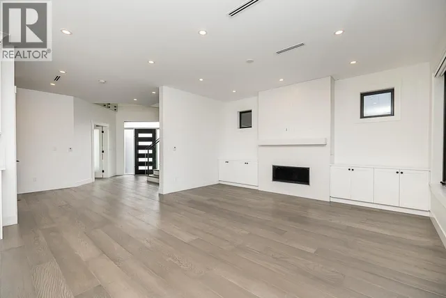 5225 WOODSWORTH STREET, Burnaby 5
