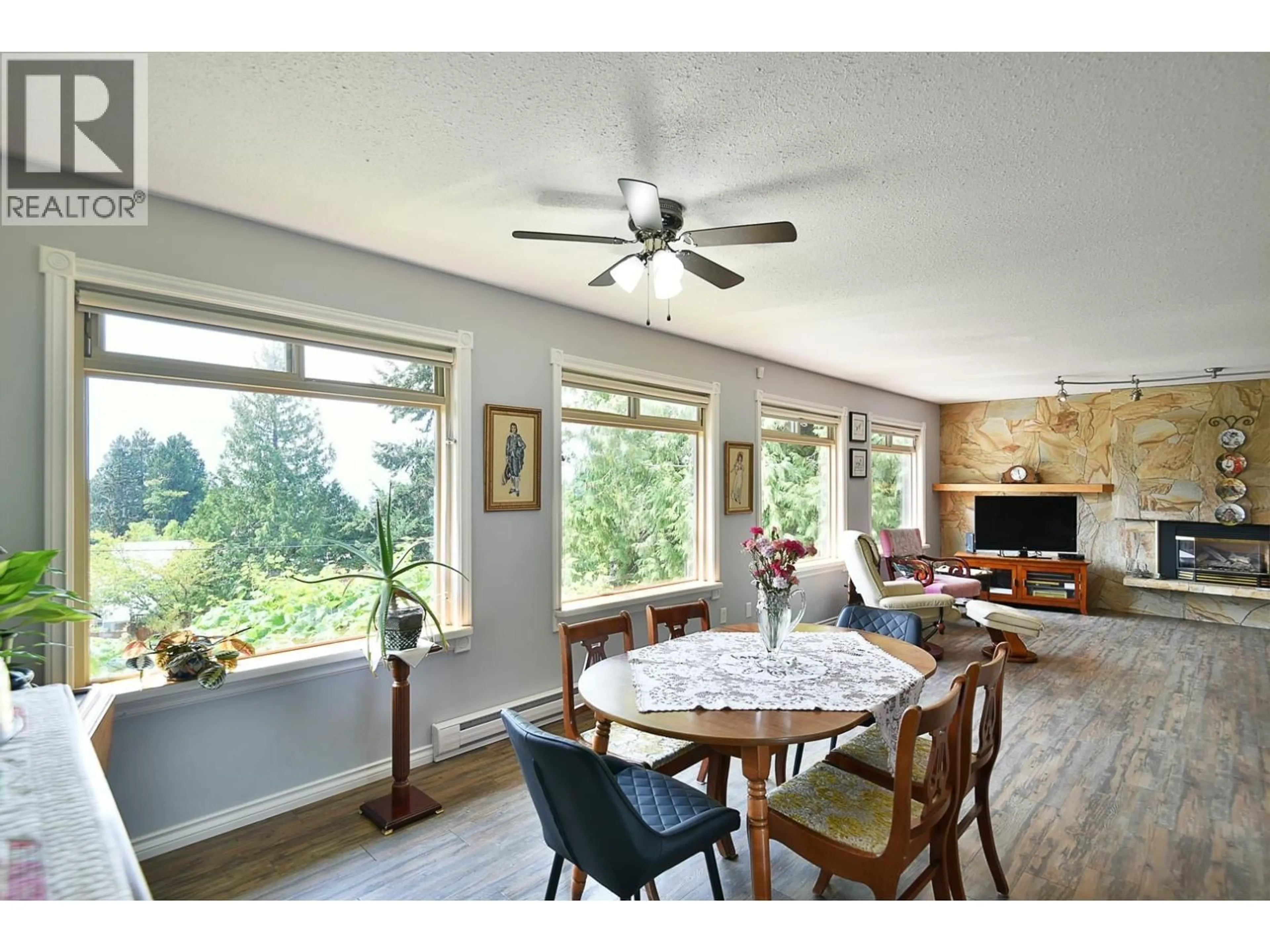 Dining room, unknown for 6450 JASPER ROAD, Sechelt British Columbia V7Z0S6