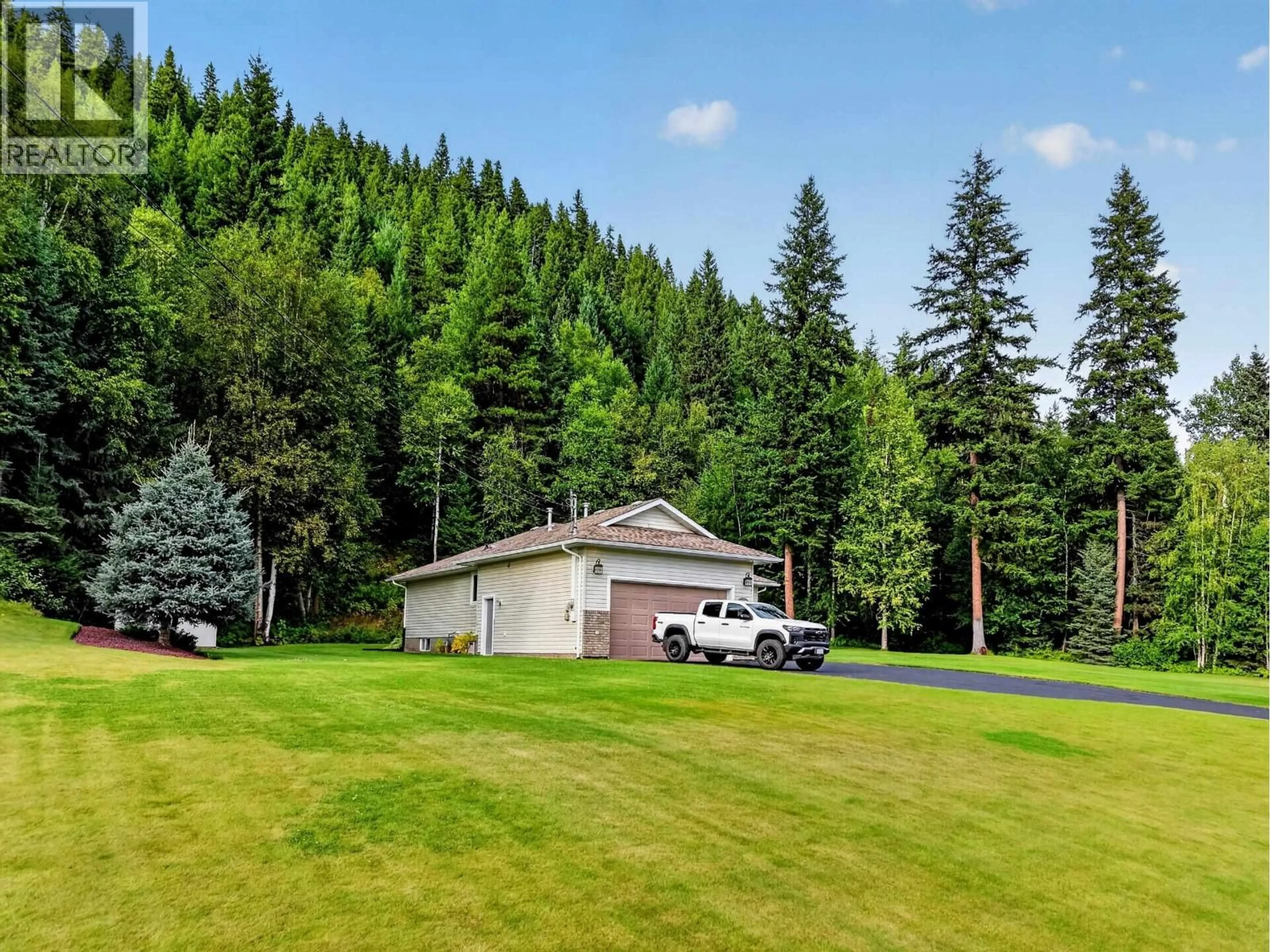 A pic from outside/outdoor area/front of a property/back of a property/a pic from drone, forest/trees view for 9288 SUMMERSET PLACE, Prince George British Columbia V2K4Z9