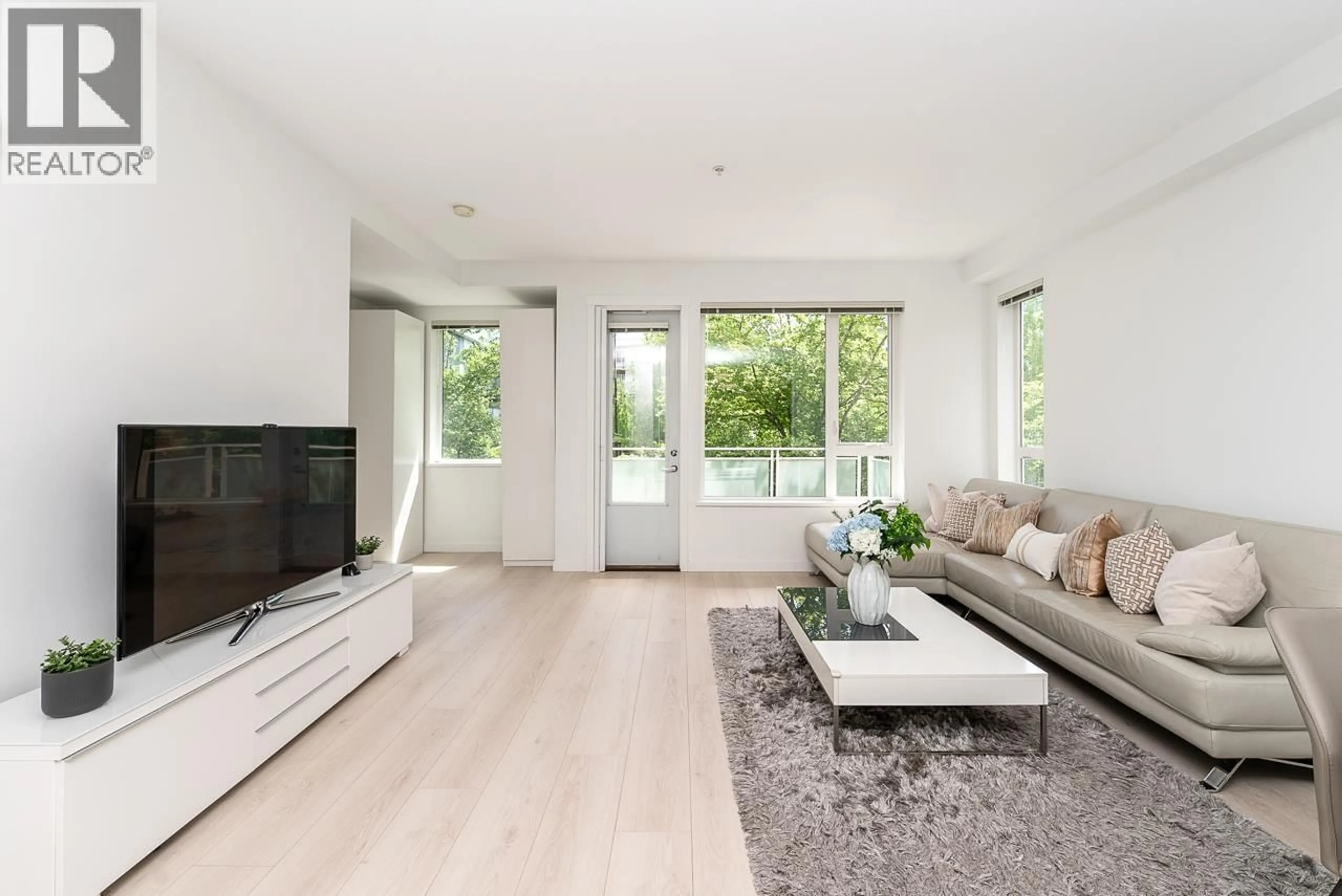 Living room with furniture, unknown for 3187 KENT AVENUE NORTH, Vancouver British Columbia V5S4Y1