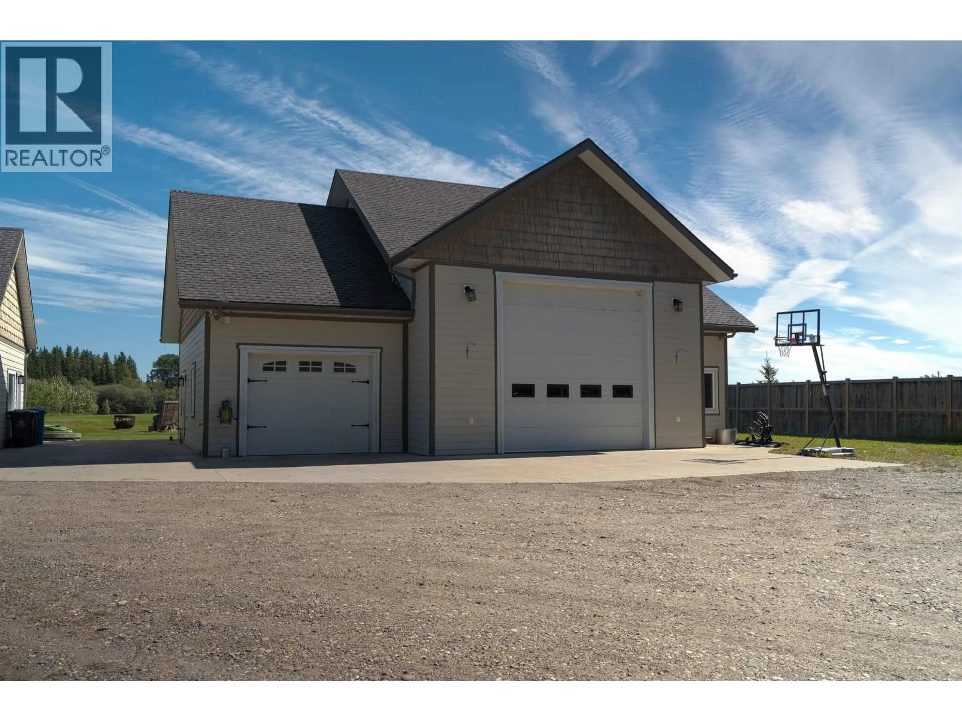 Indoor garage for 10583 86 STREET, Fort St. John British Columbia V1J8E4