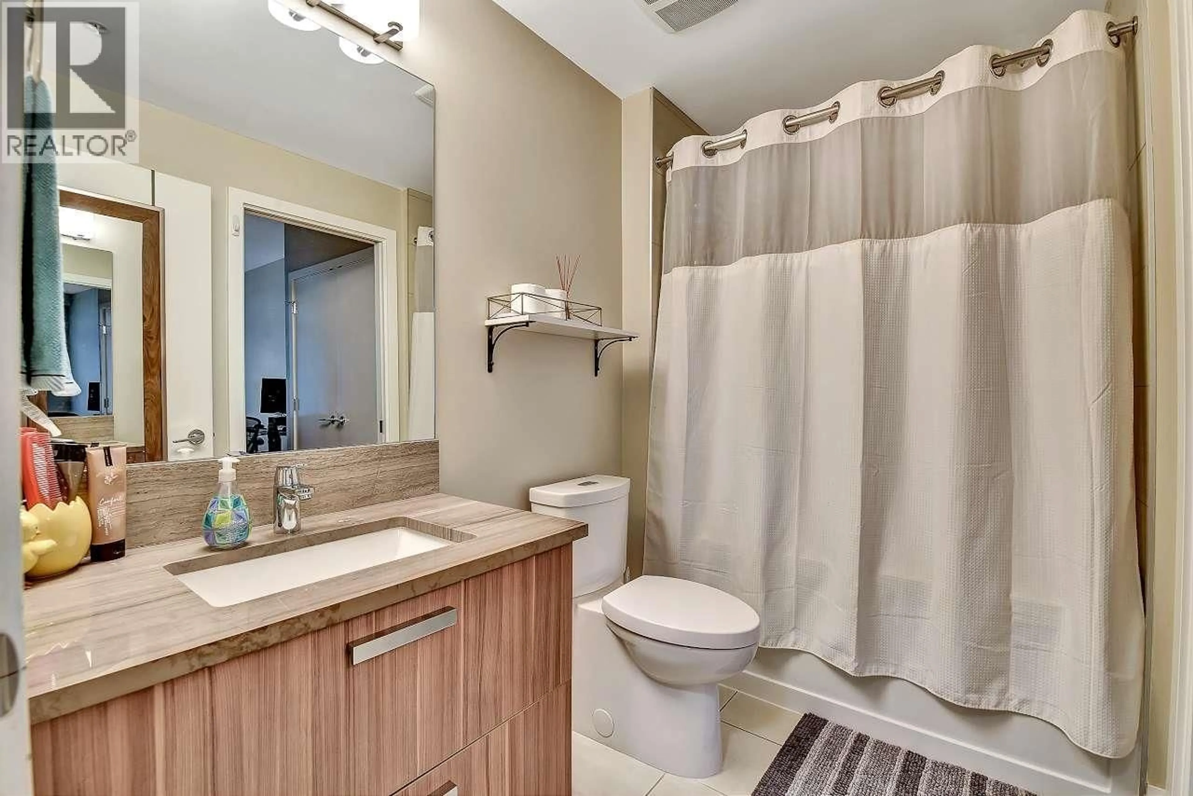Standard bathroom, ceramic/tile floor for 203 - 4307 HASTINGS STREET, Burnaby British Columbia V5C2J7