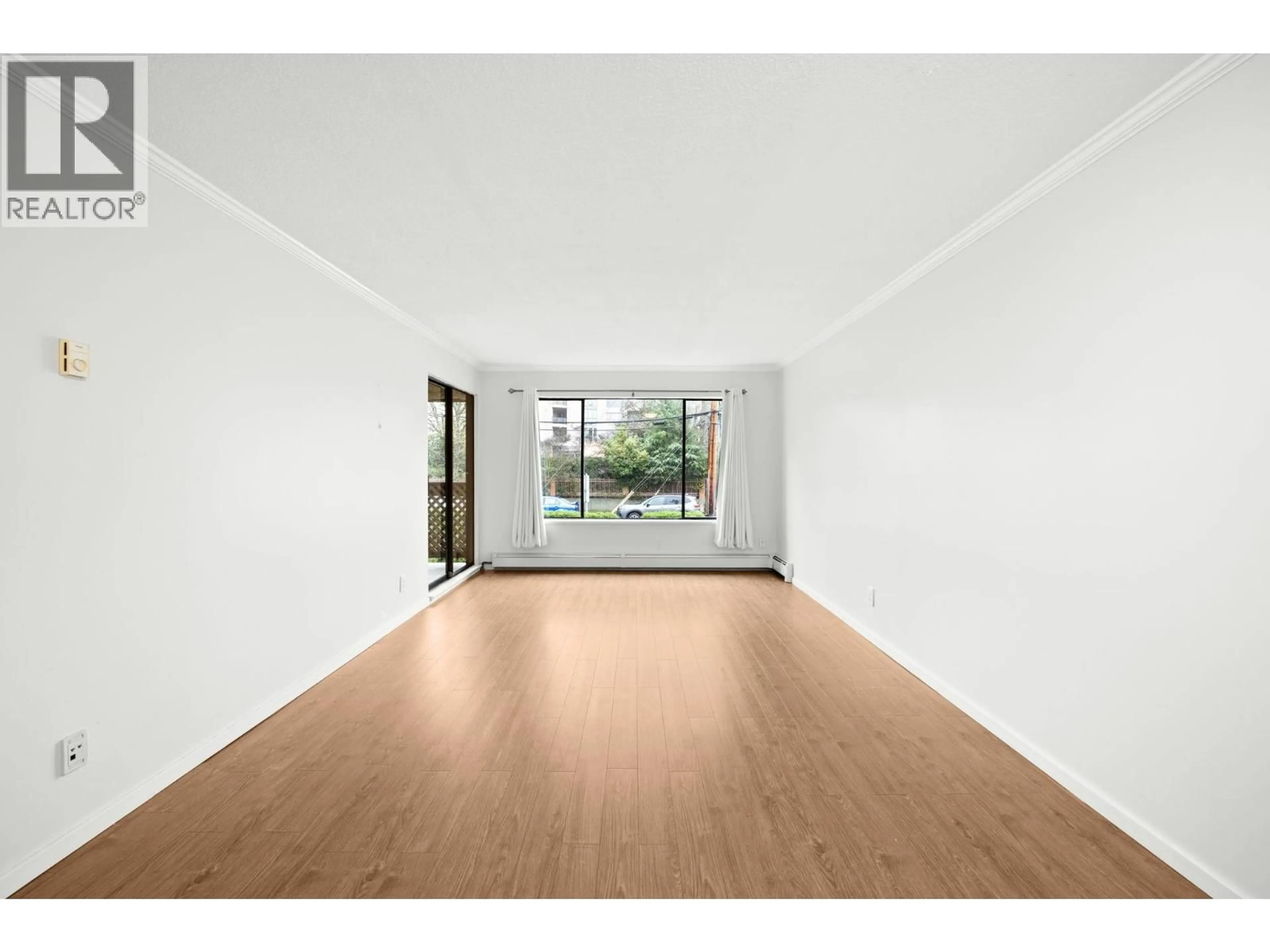 A pic of a room for 213 - 436 SEVENTH STREET, New Westminster British Columbia V3M3L3