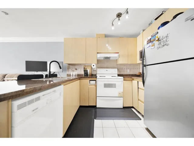 210 - 8115 121A STREET, Surrey 4