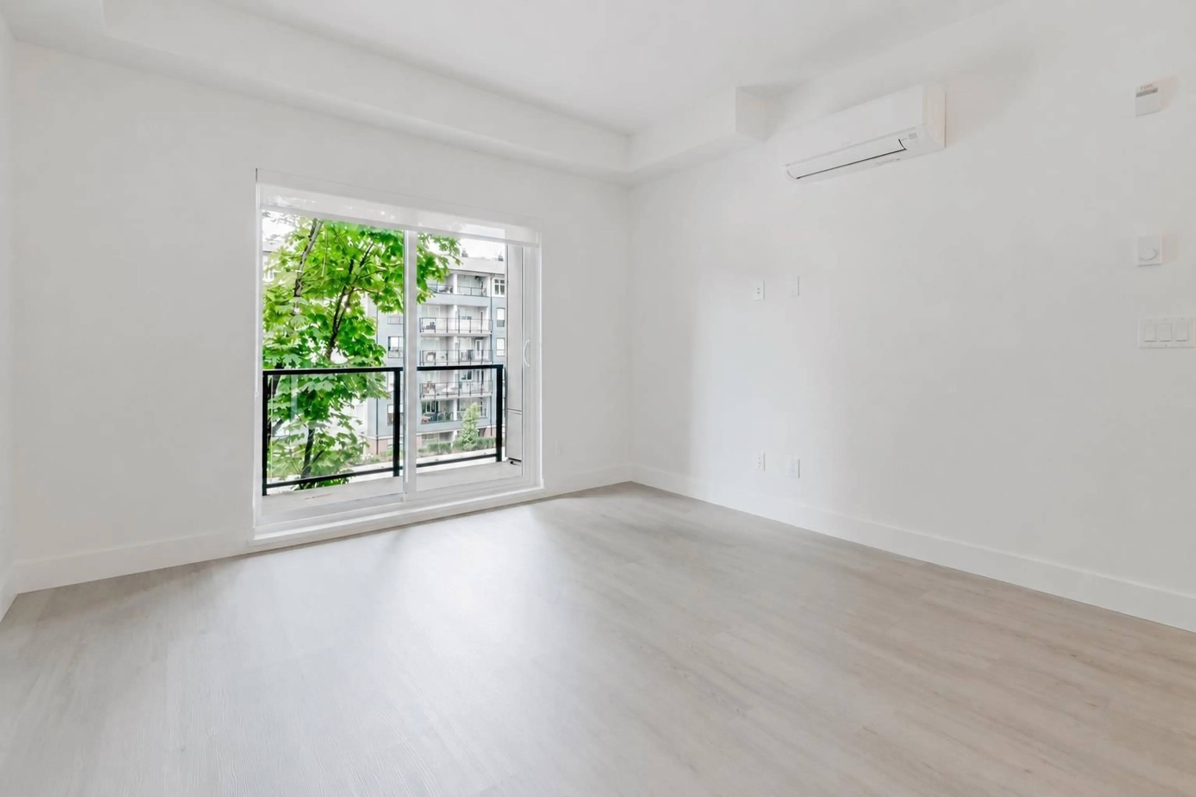 A pic of a room for 418 - 3480 146A STREET, Surrey British Columbia V4P0H6