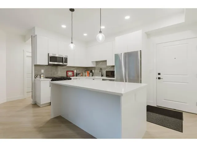 418 - 3480 146A STREET, Surrey 3