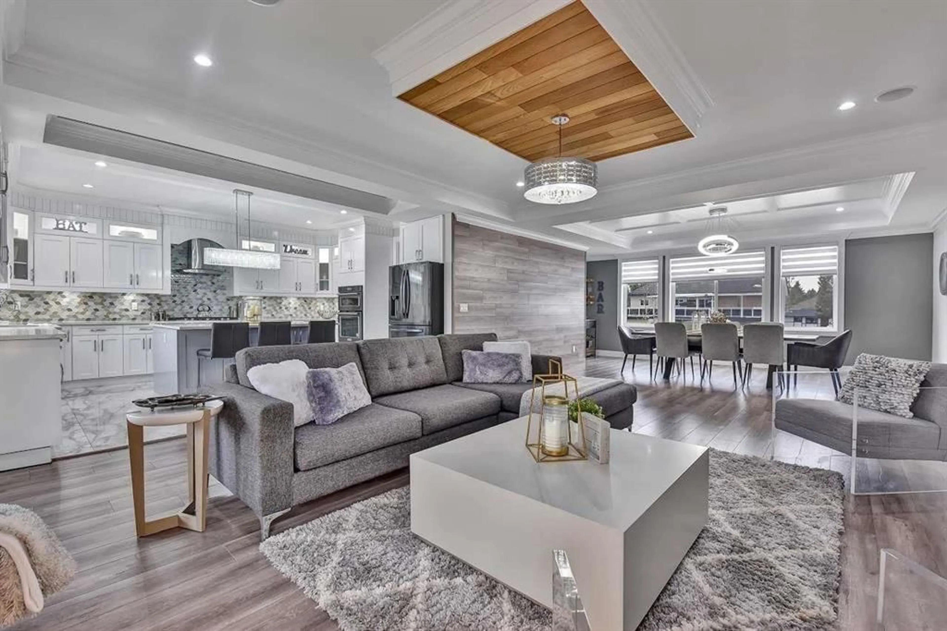 Living room with furniture, unknown for 13291 MELVILLE PLACE, Surrey British Columbia V3V6Z1