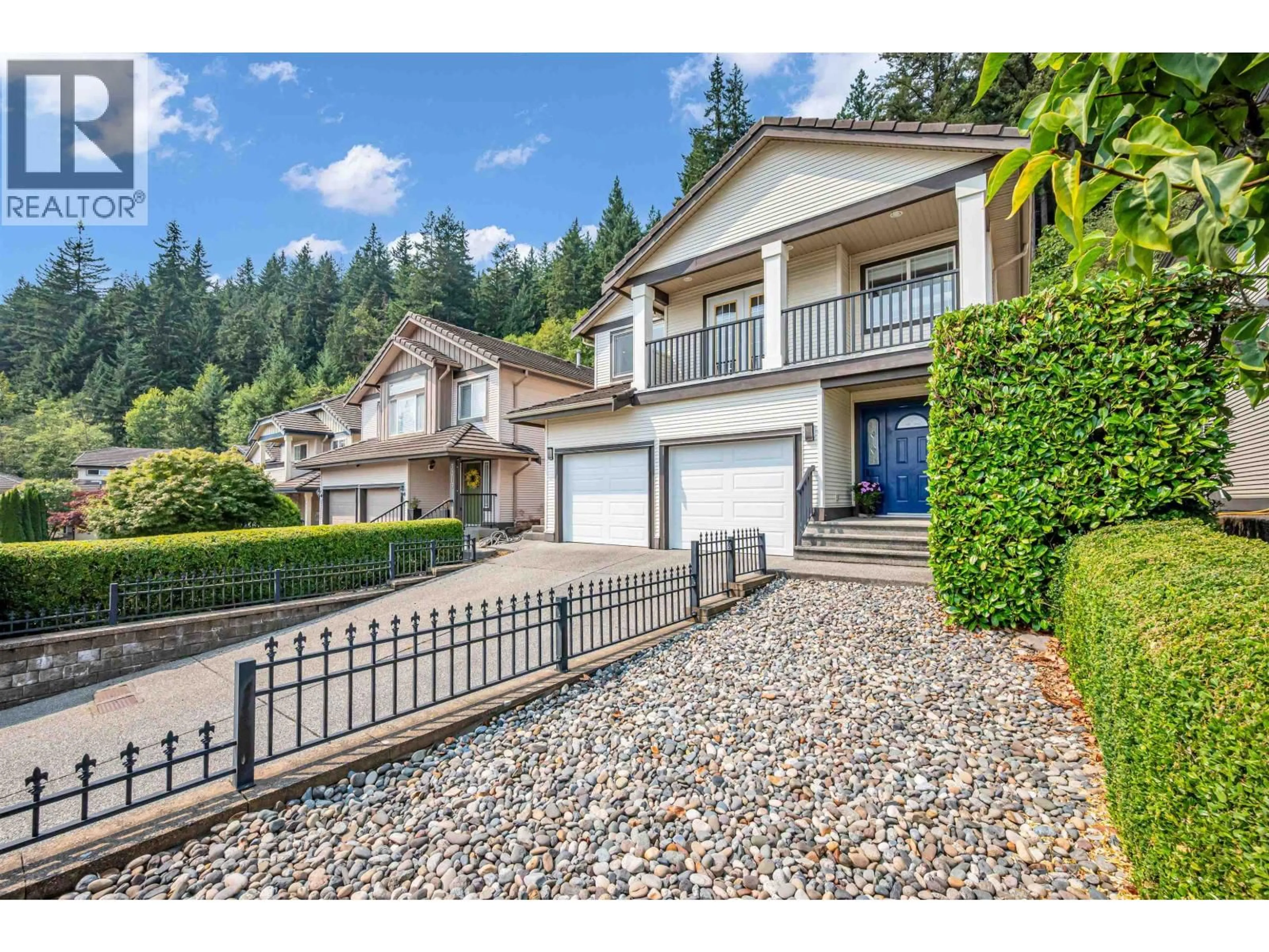 Unknown for 3017 MAPLEWOOD COURT, Coquitlam British Columbia V3E3P3