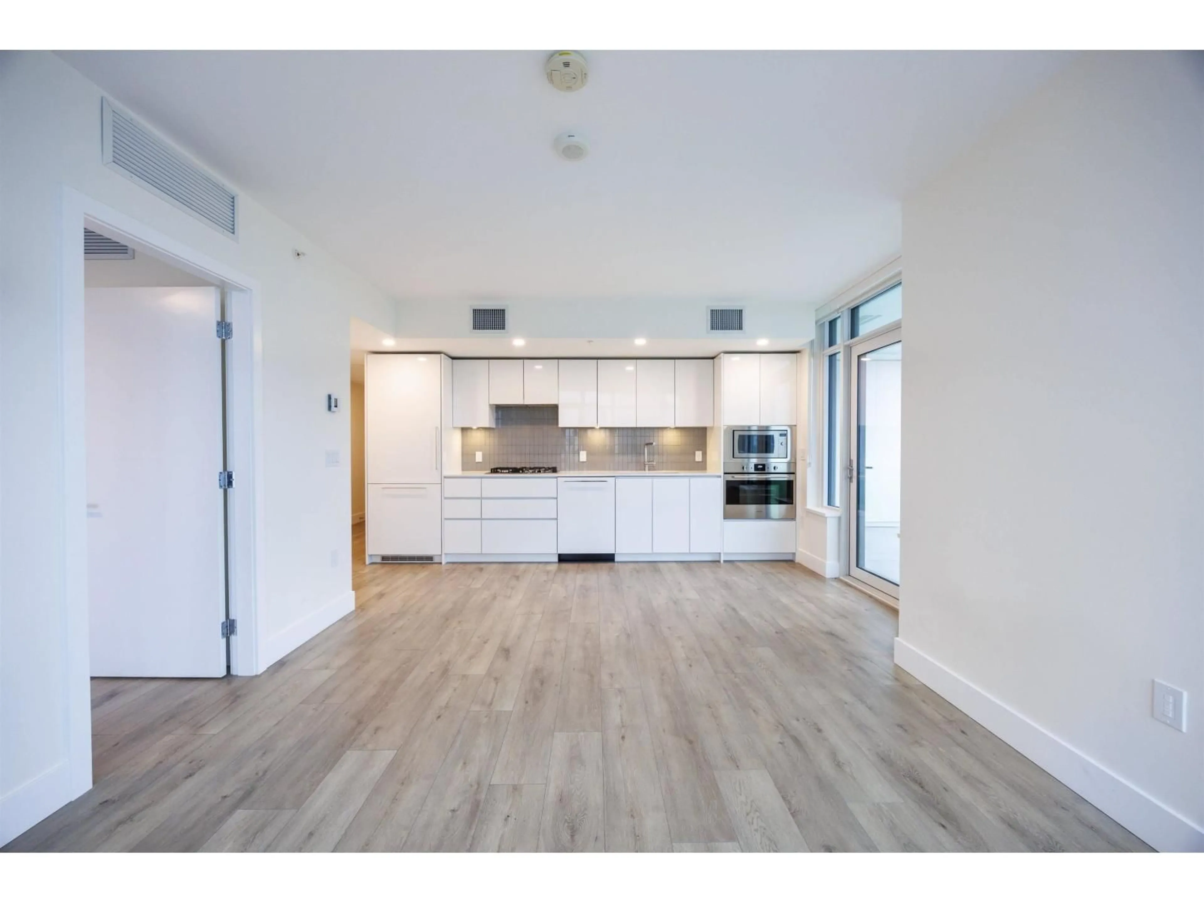 Open concept kitchen, unknown for 1204 - 10428 WHALLEY BOULEVARD, Surrey British Columbia V3T0W2