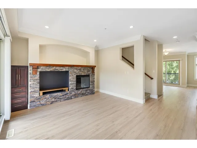 4 - 22225 50 AVENUE, Langley 5