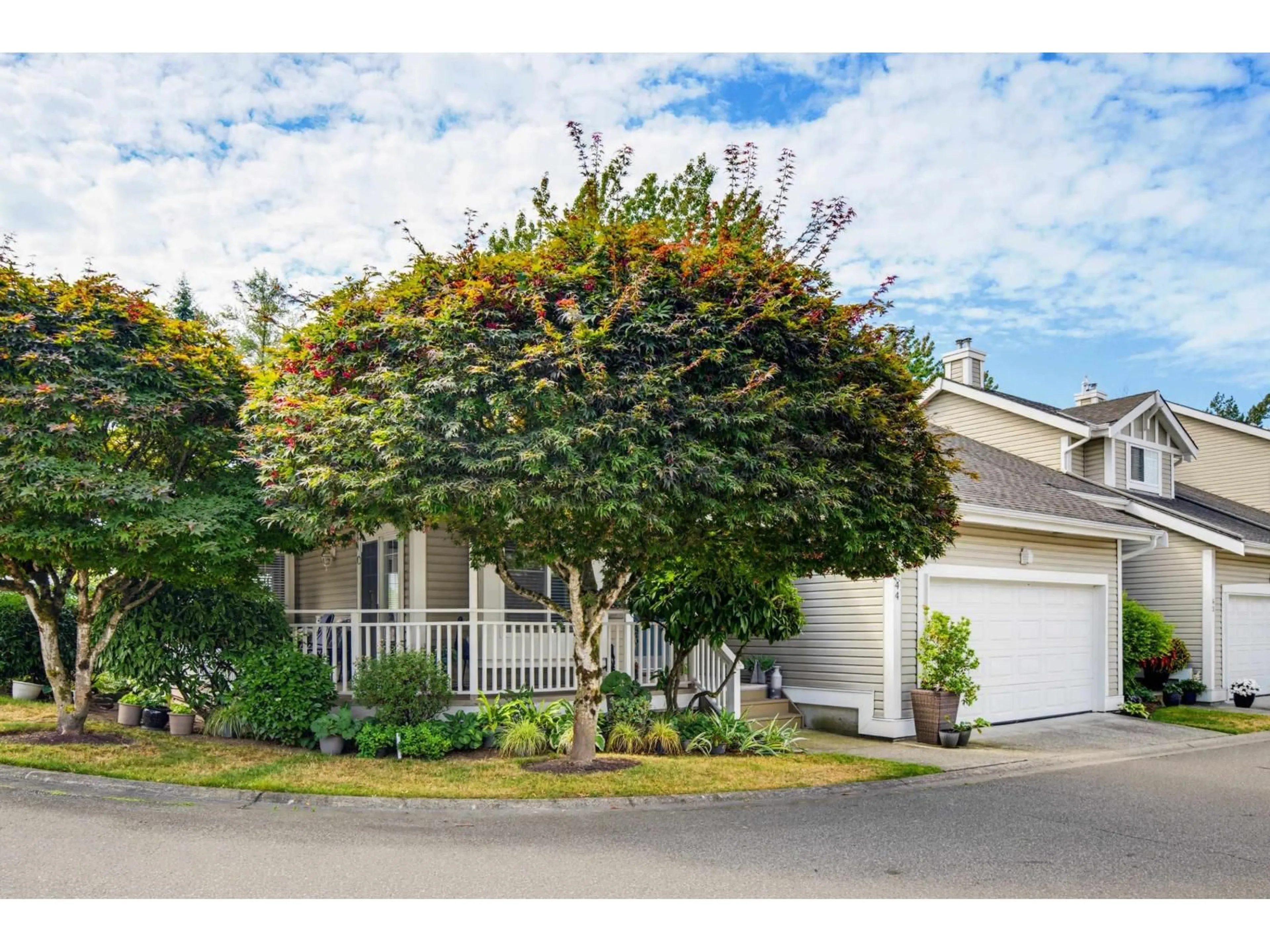 A pic from outside/outdoor area/front of a property/back of a property/a pic from drone, street for 44 - 20788 87 AVENUE, Langley British Columbia V1M3W7