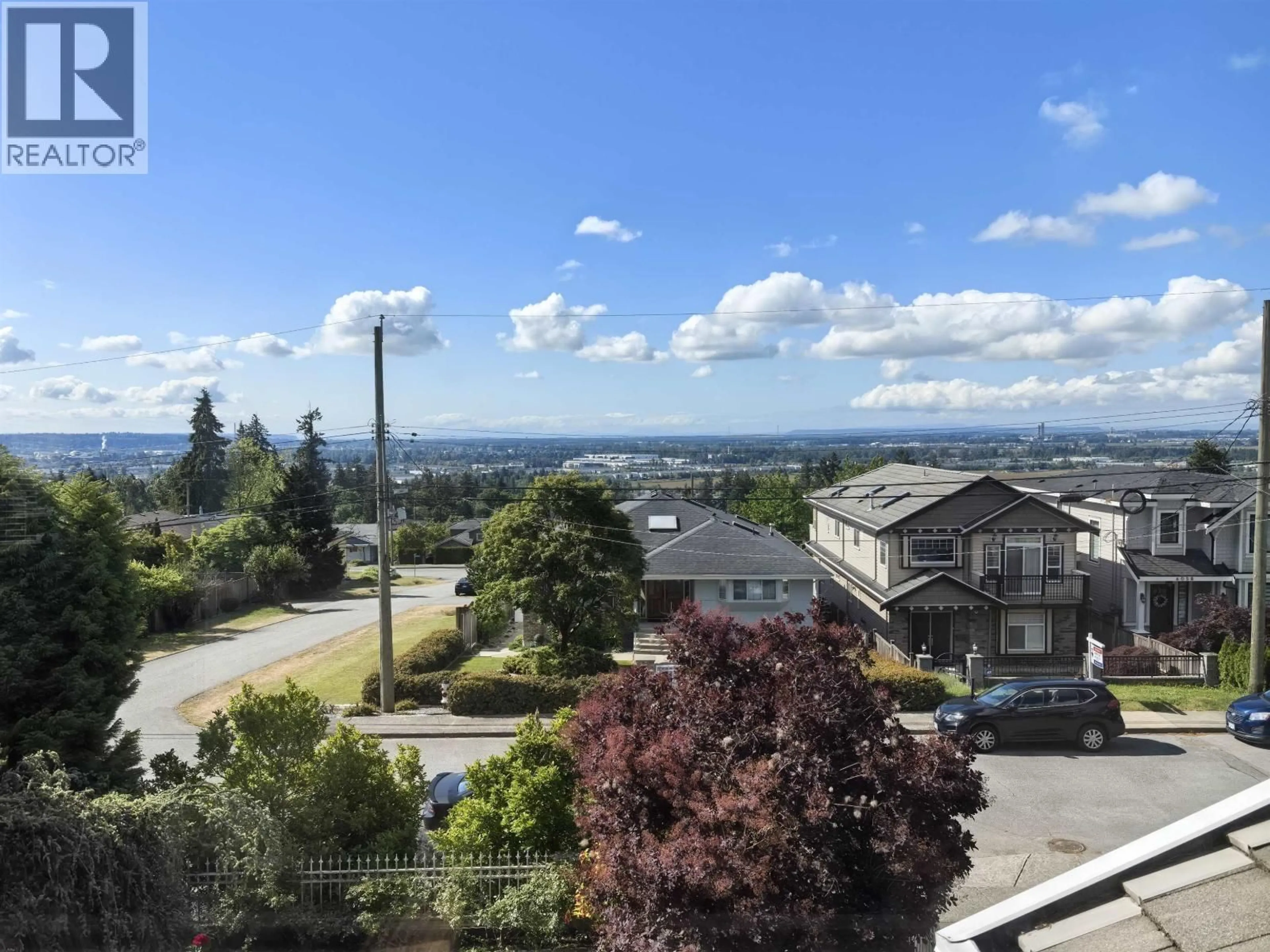 A pic from outside/outdoor area/front of a property/back of a property/a pic from drone, mountain view for 6087 MCKEE STREET, Burnaby British Columbia V5J2V6