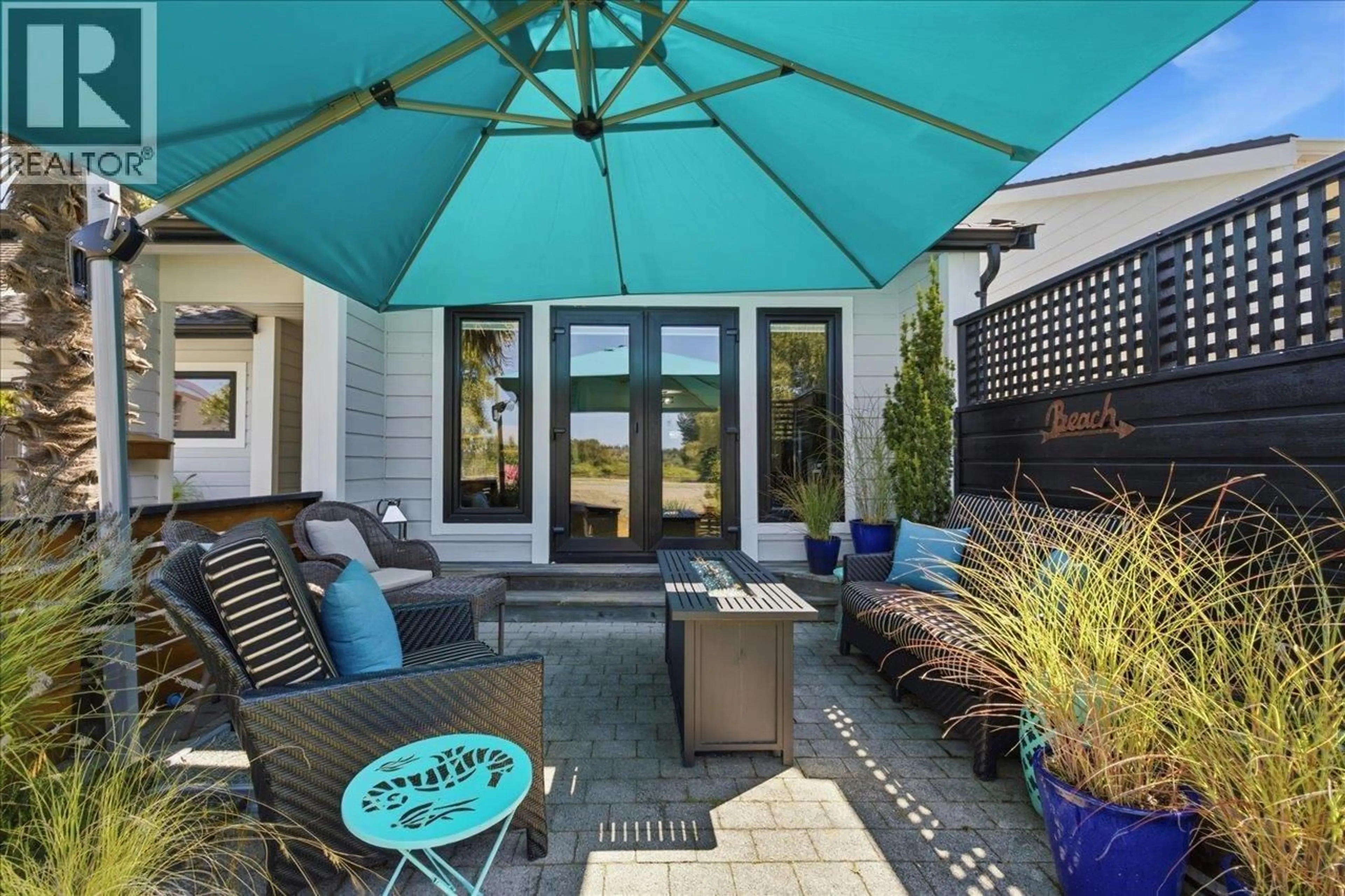 Patio, water/lake/river/ocean view for 112 66 STREET, Delta British Columbia V4L2E5