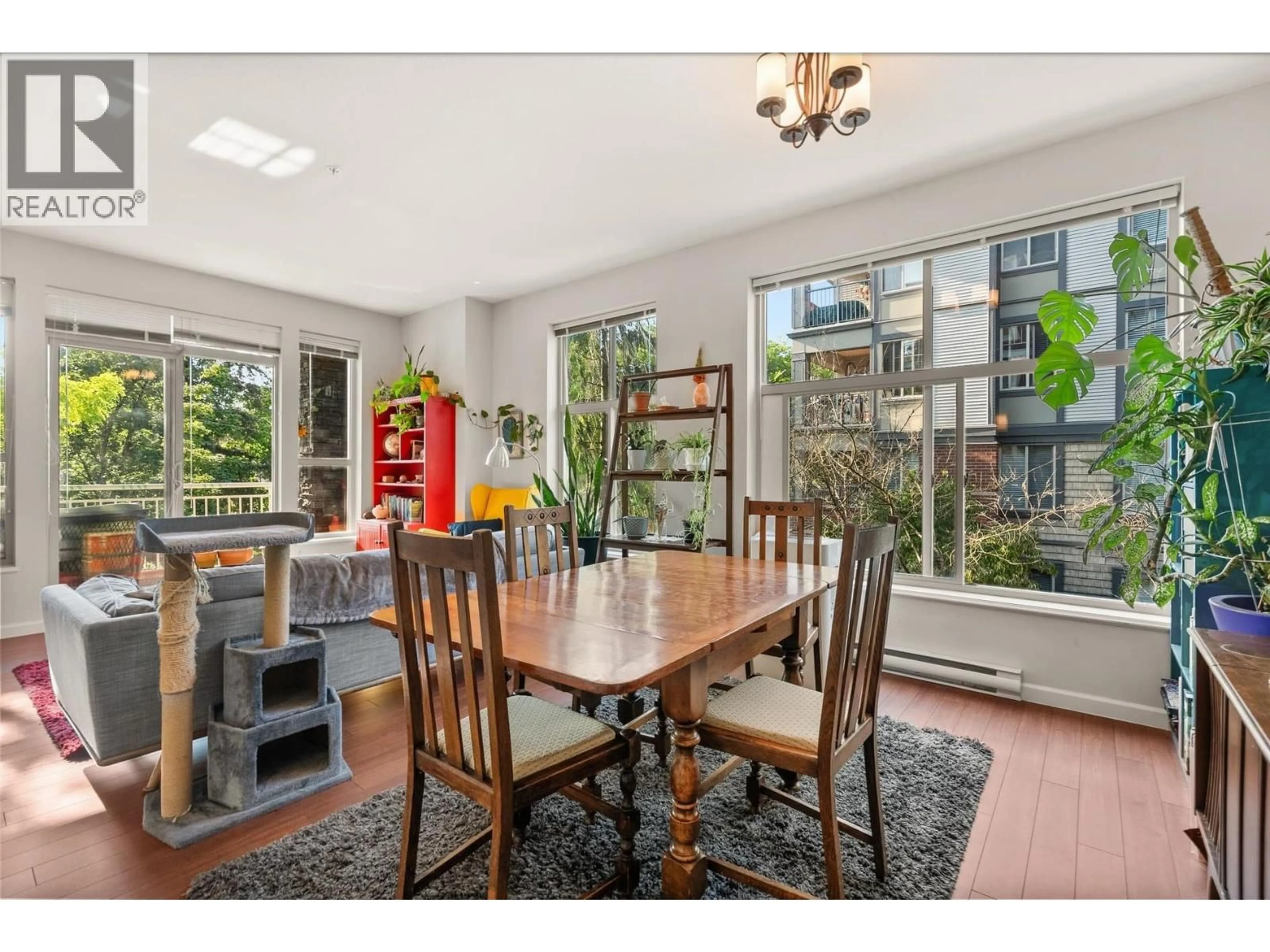 Dining room, wood/laminate floor for 207 - 2477 KELLY AVENUE, Port Coquitlam British Columbia V3C0B3