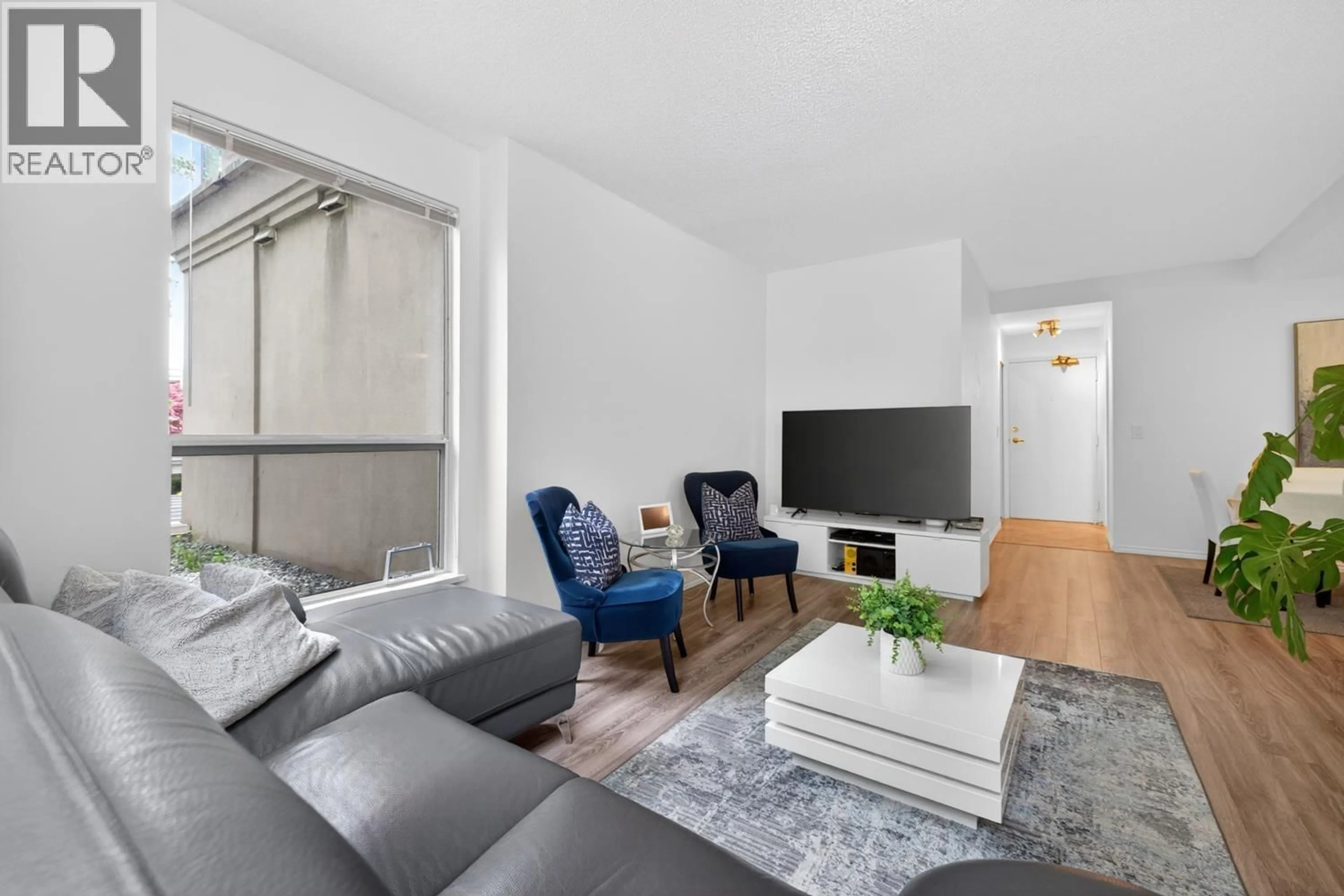 Living room with furniture, unknown for 201 - 2668 ASH STREET, Vancouver British Columbia V5Z4K4