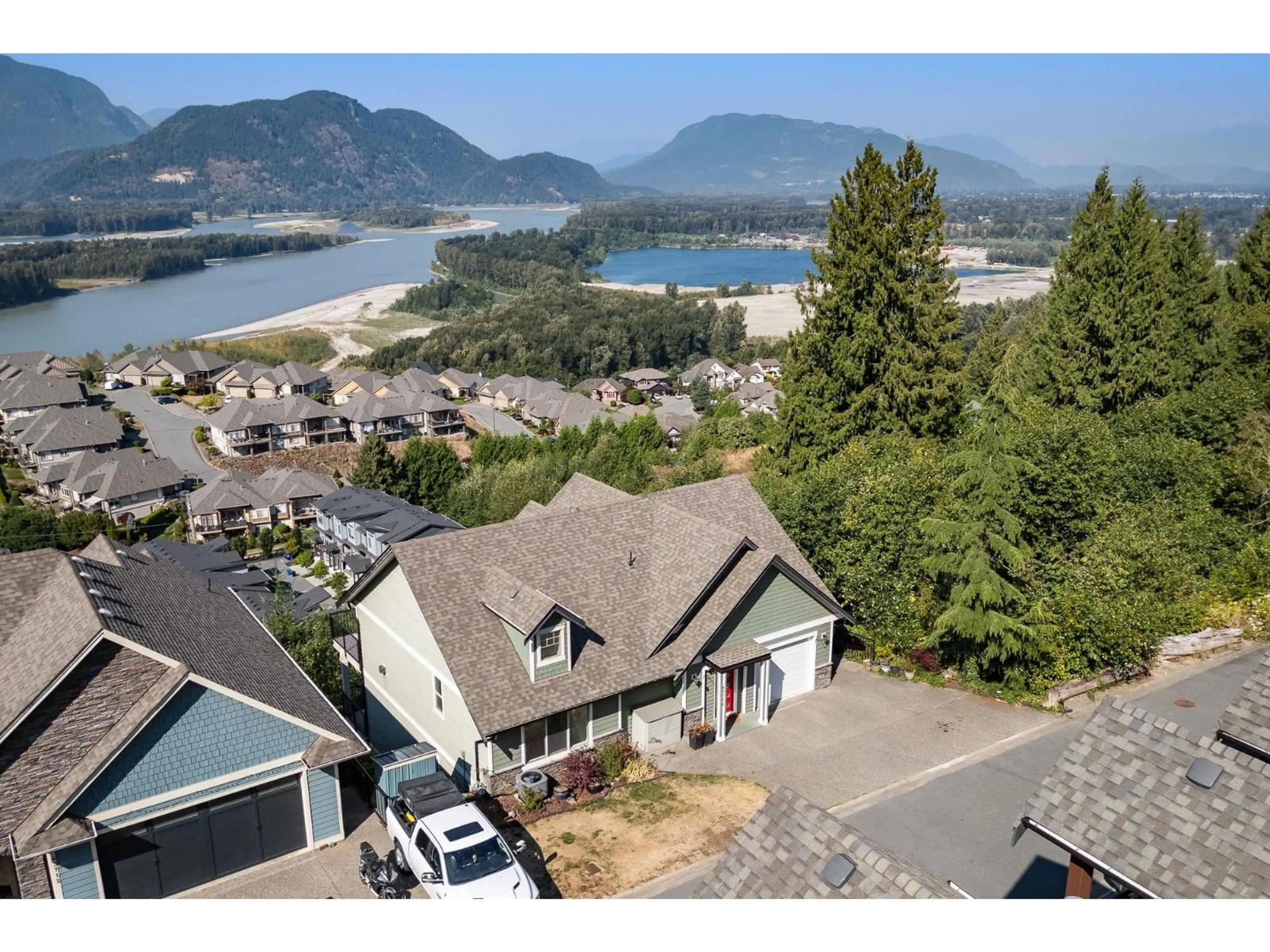 A pic from outside/outdoor area/front of a property/back of a property/a pic from drone, water/lake/river/ocean view for 43726 ALAMEDA DRIVE, Chilliwack British Columbia V2R0J9