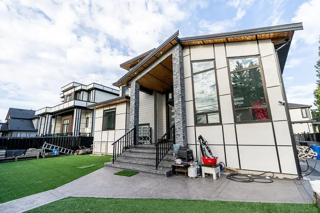 9342 156 STREET, Surrey 2