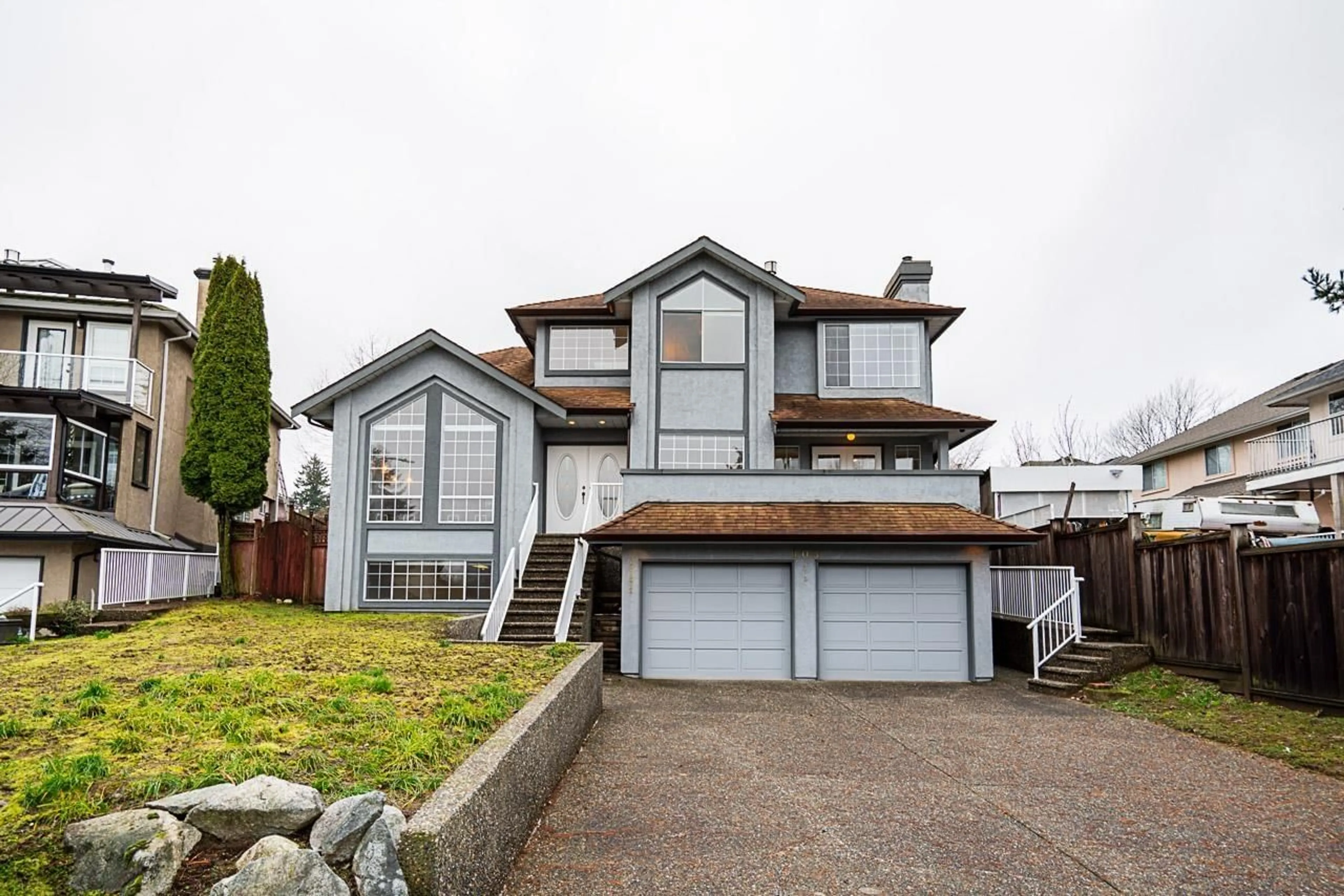 Home with vinyl exterior material, unknown for 17072 103 AVENUE, Surrey British Columbia V4N3K9