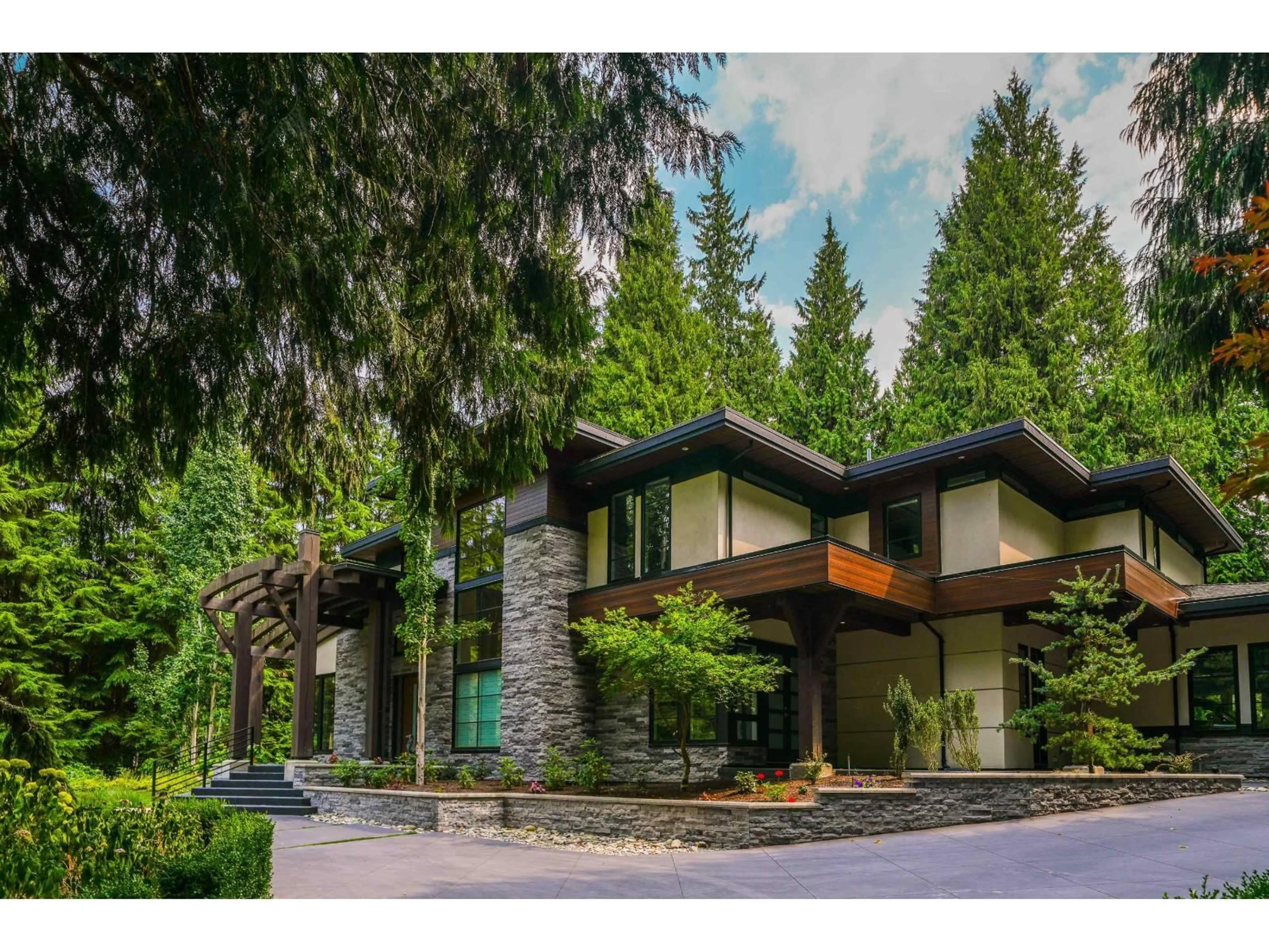Unknown for 13262 WOODCREST DRIVE, Surrey British Columbia V4P1W5