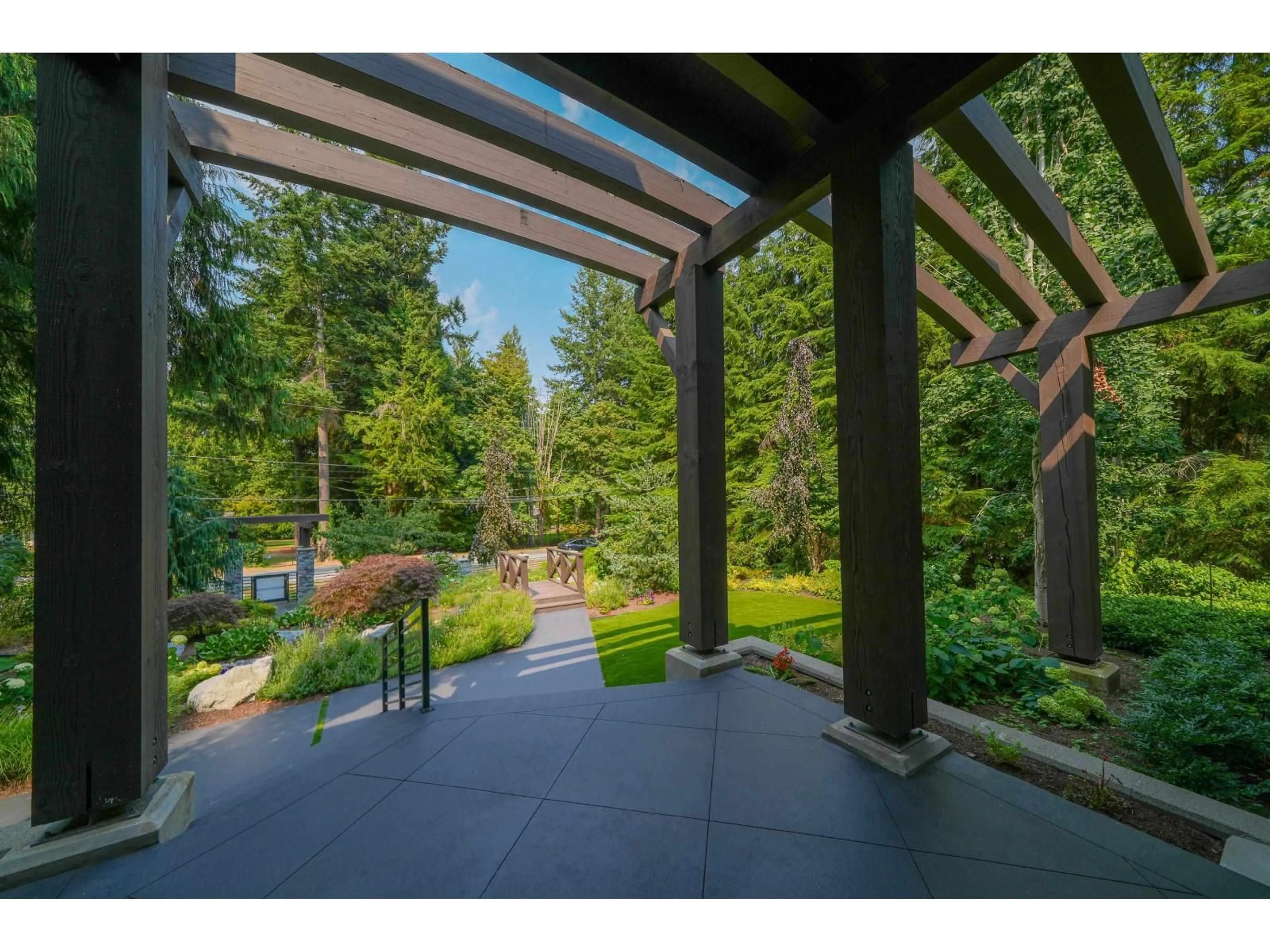 Patio, forest/trees view for 13262 WOODCREST DRIVE, Surrey British Columbia V4P1W5