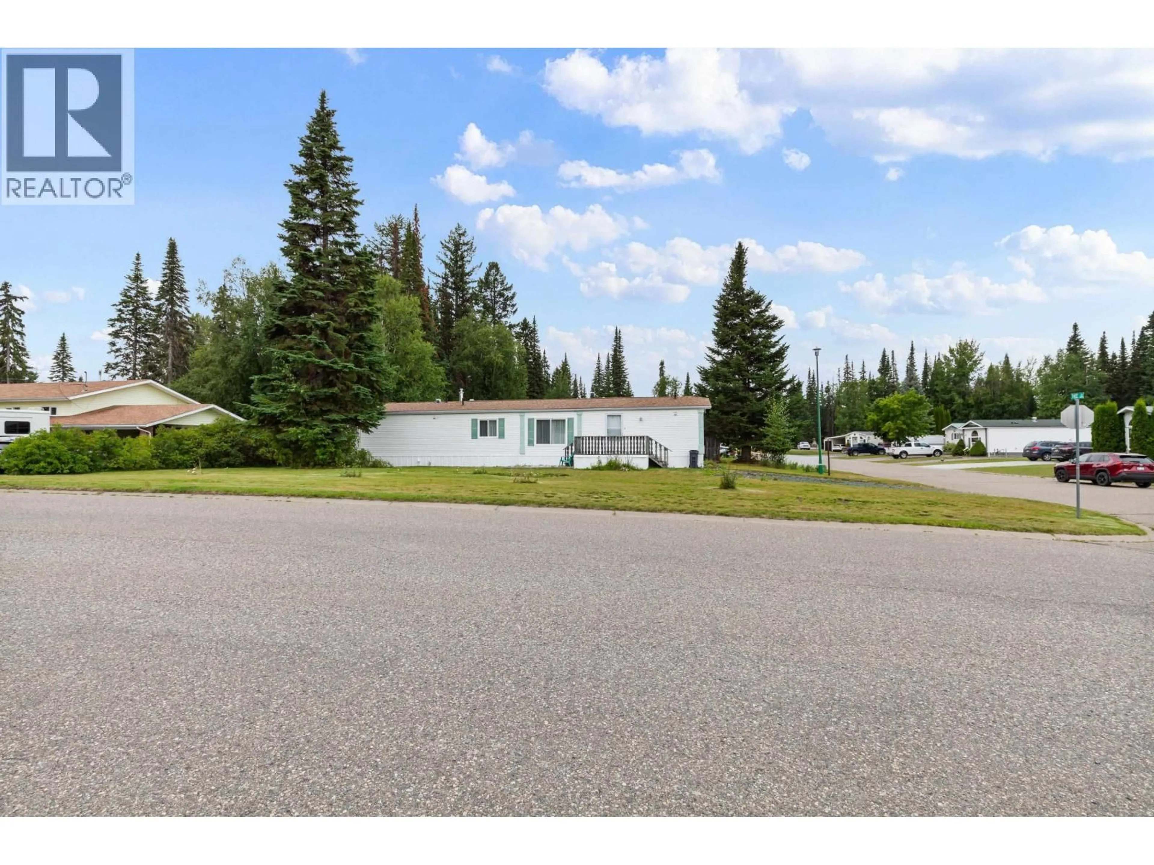 A pic from outside/outdoor area/front of a property/back of a property/a pic from drone, mountain view for 3001 THEE COURT, Prince George British Columbia V2K5B5