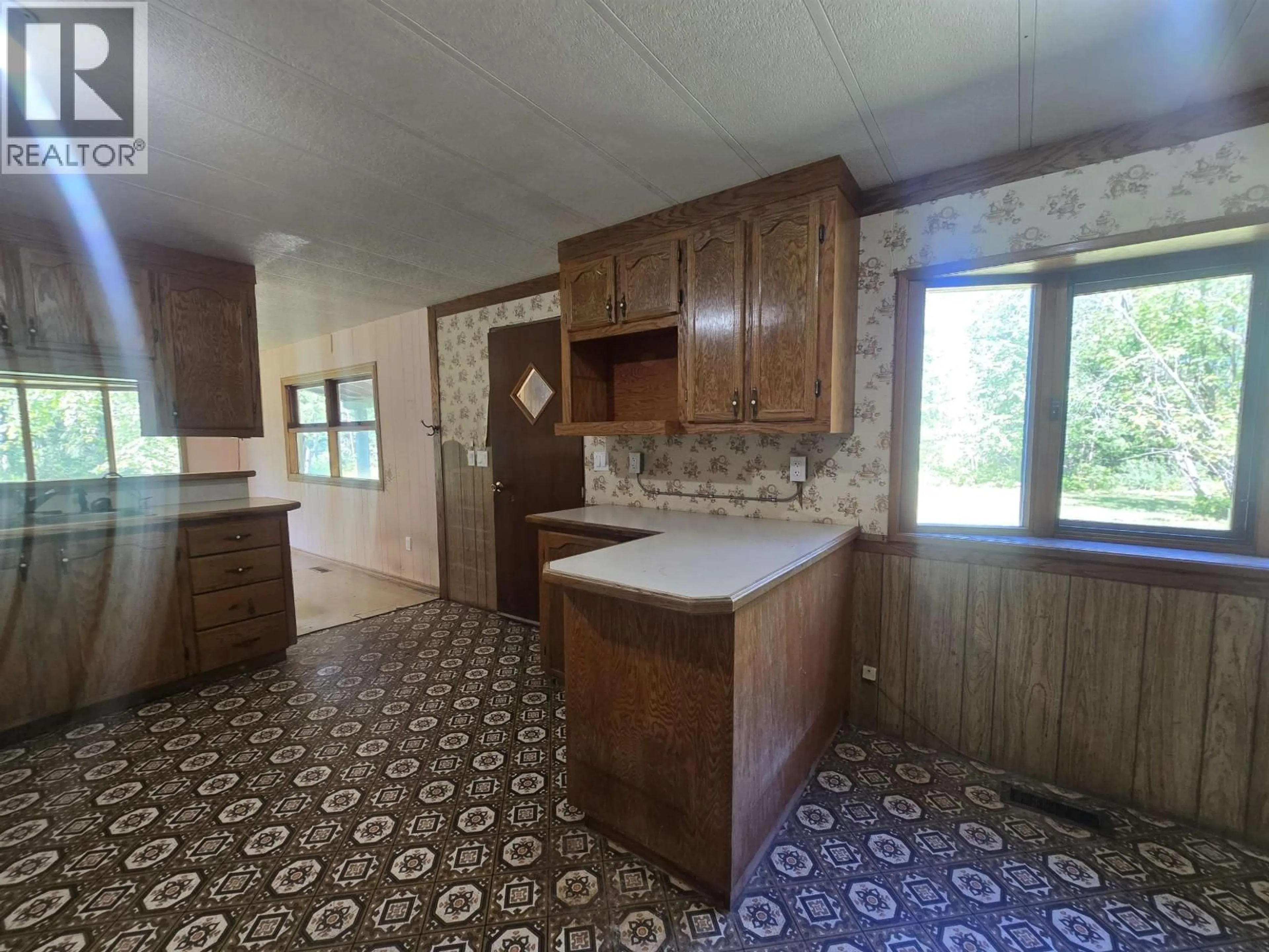 Unknown for 930 HESKETH ROAD, Quesnel British Columbia V2J7H6