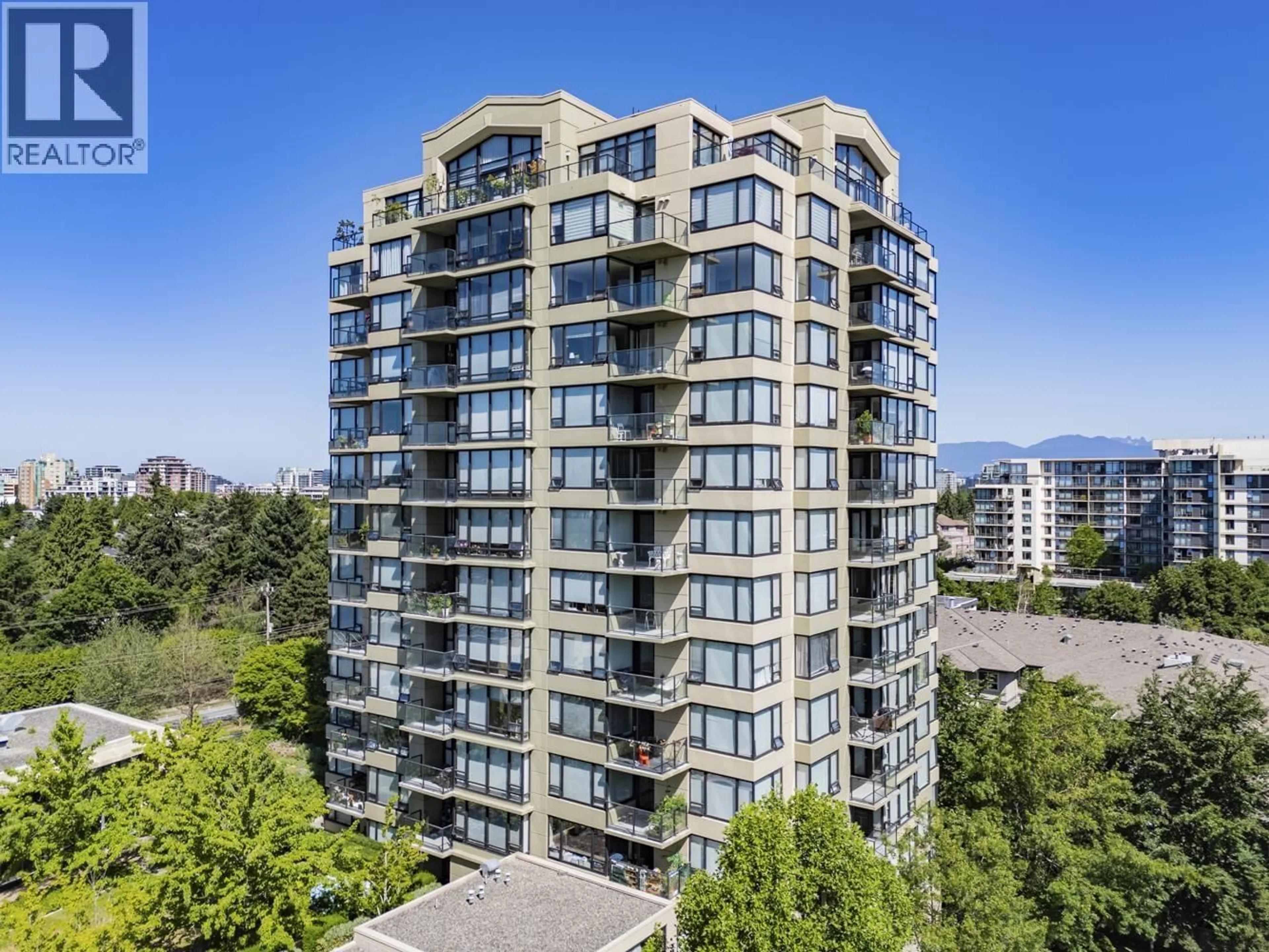 A pic from outside/outdoor area/front of a property/back of a property/a pic from drone, city buildings view from balcony for 609 - 9180 HEMLOCK DRIVE, Richmond British Columbia V6Y4J5