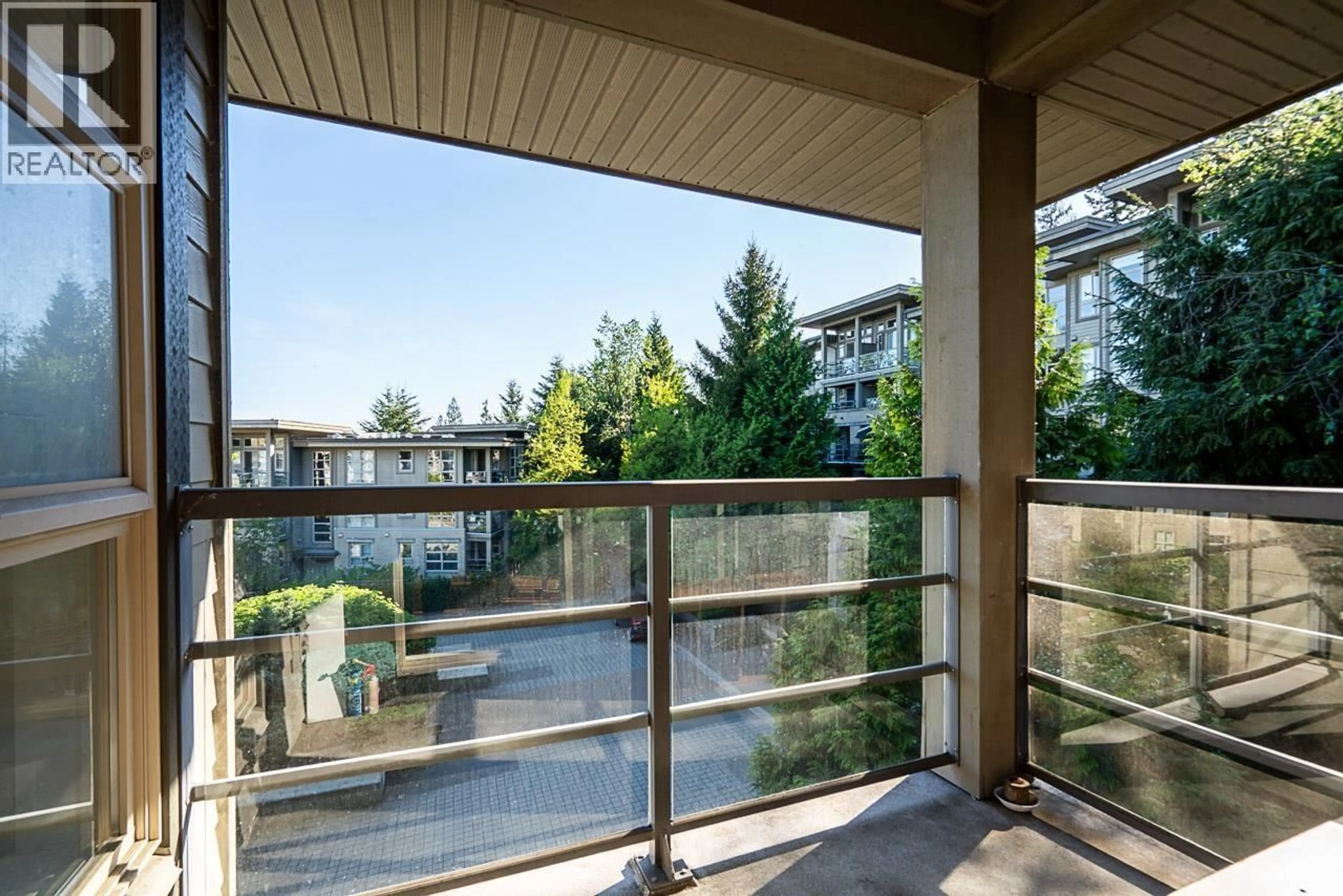 Patio, unknown for 516 - 9319 UNIVERSITY CRESCENT, Burnaby British Columbia V5A4Y5
