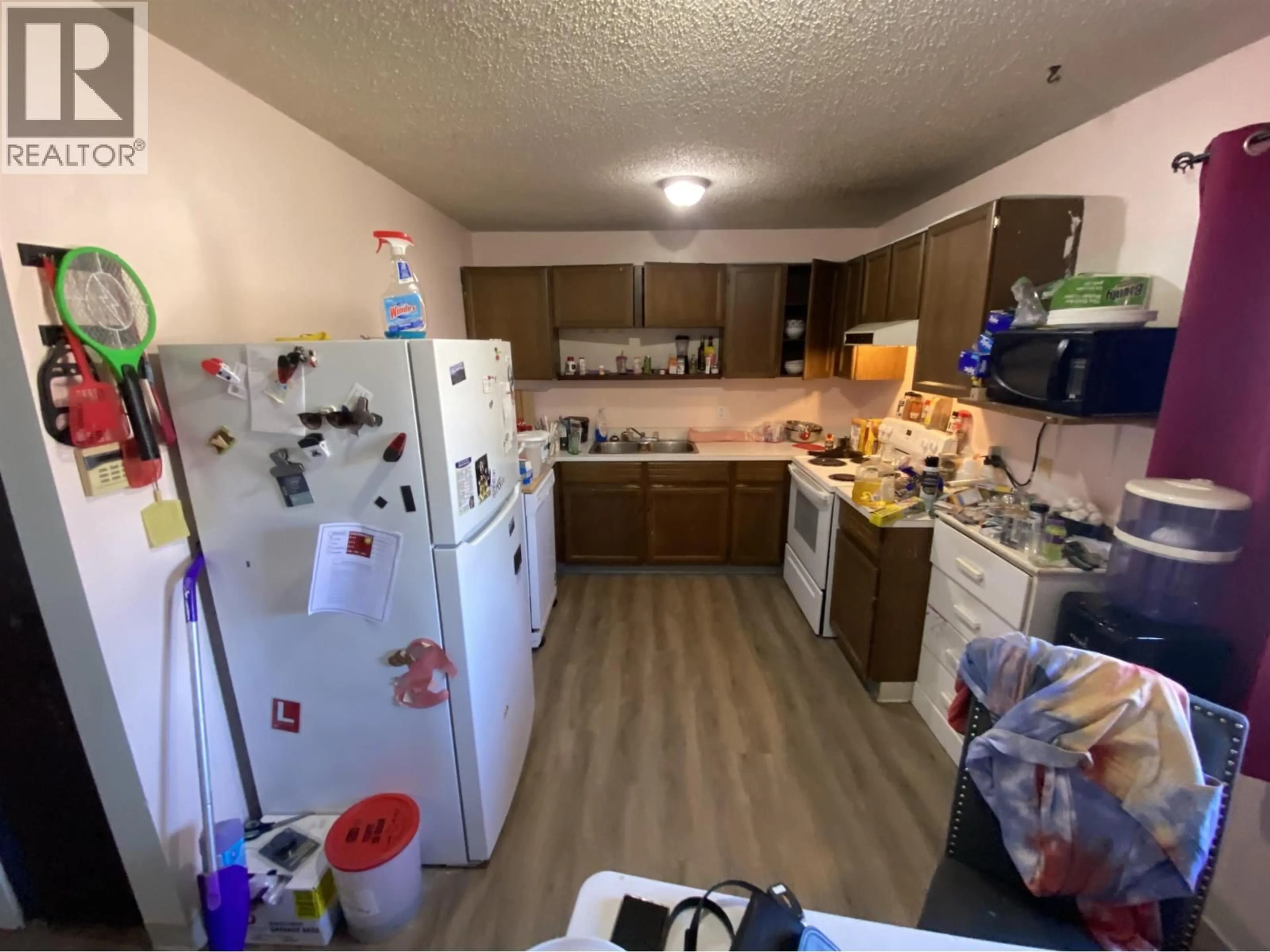 Standard kitchen, unknown for 2302 EVERGREEN STREET, Terrace British Columbia V8G2P8