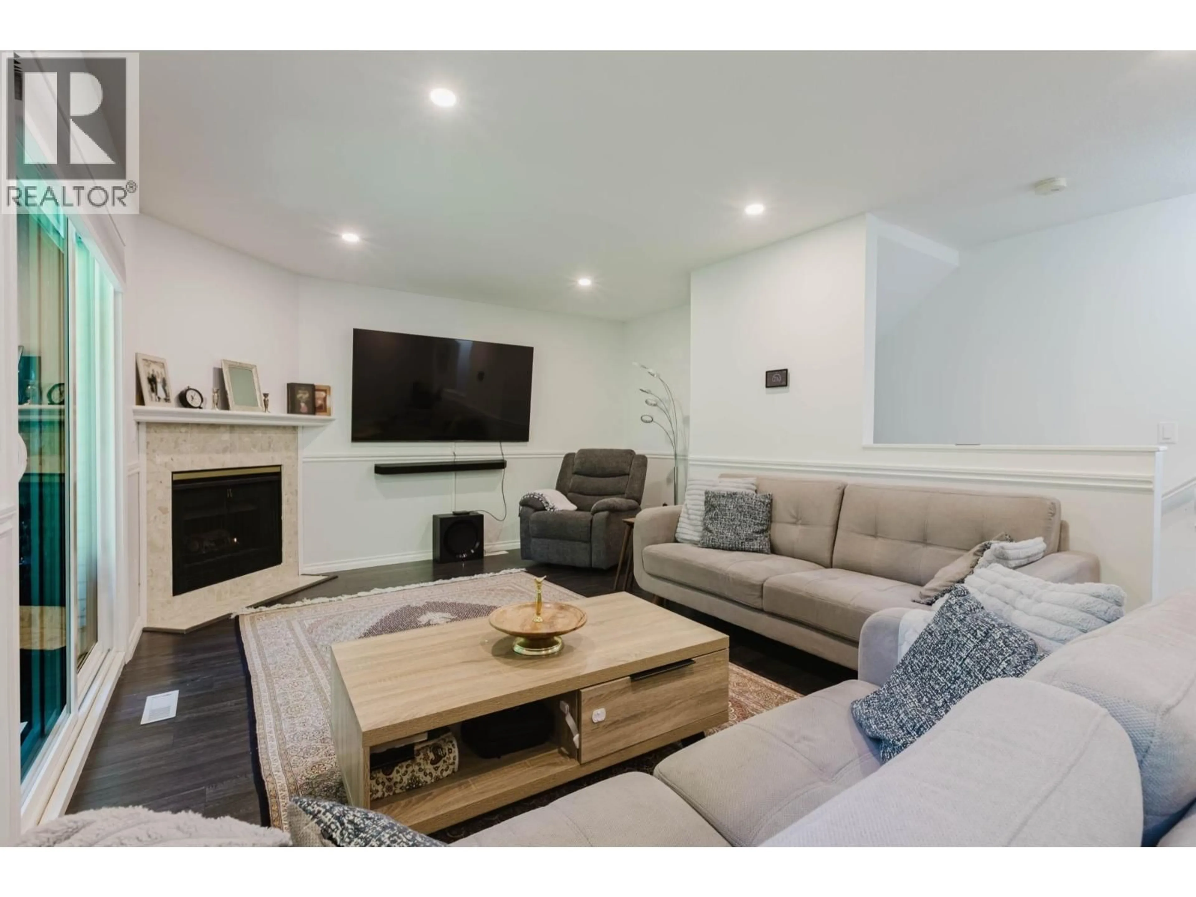 Living room with furniture, unknown for 40 - 1355 CITADEL DRIVE, Port Coquitlam British Columbia V3C5X6