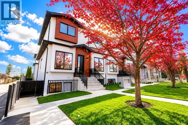 4 - 6692 NAPIER STREET, Burnaby 2