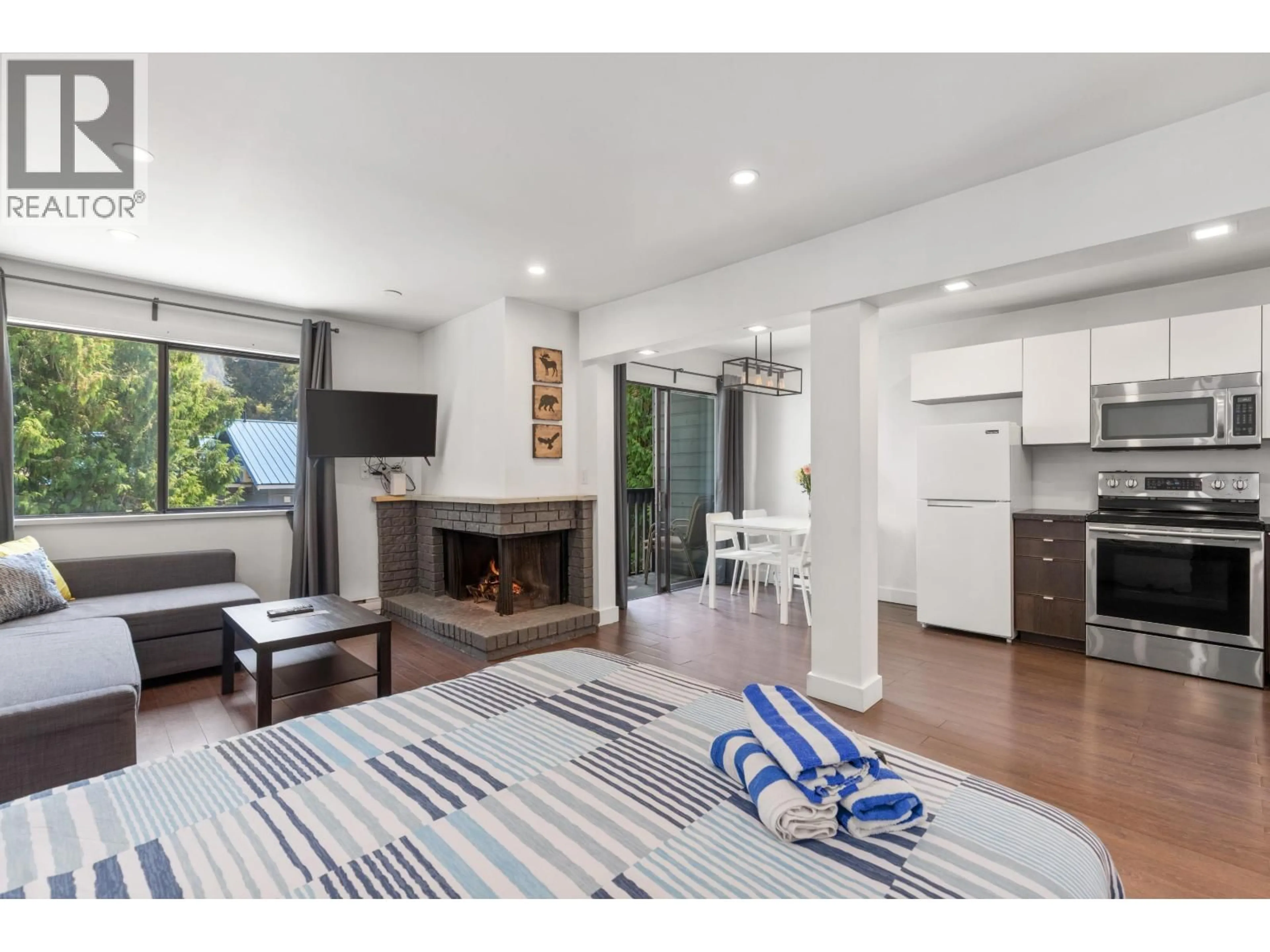 A pic of a room for 301 - 2129 LAKE PLACID ROAD, Whistler British Columbia V8E0N4