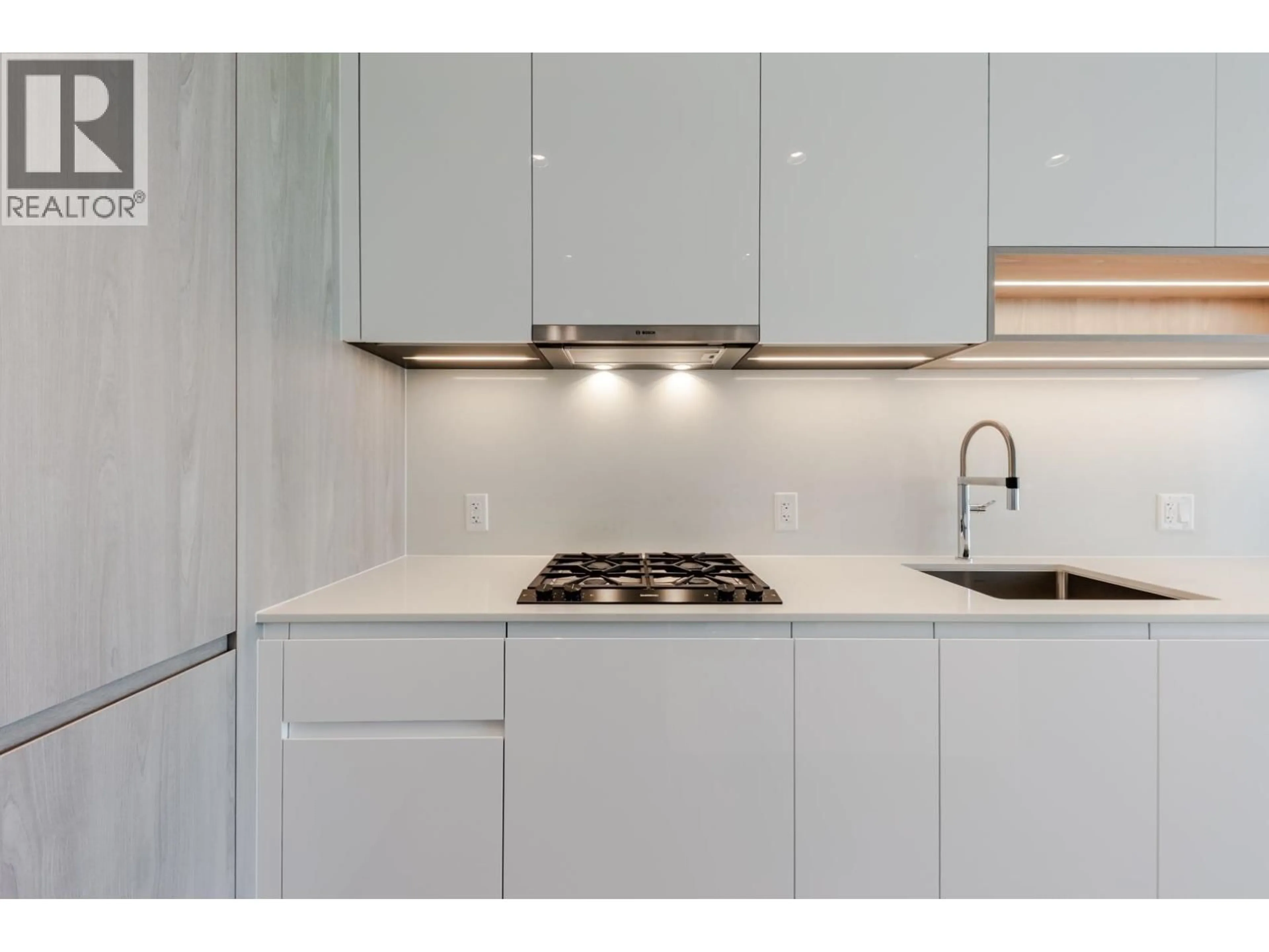 Standard kitchen, unknown for 728 - 6300 MINORU BOULEVARD, Richmond British Columbia V6Y0N1